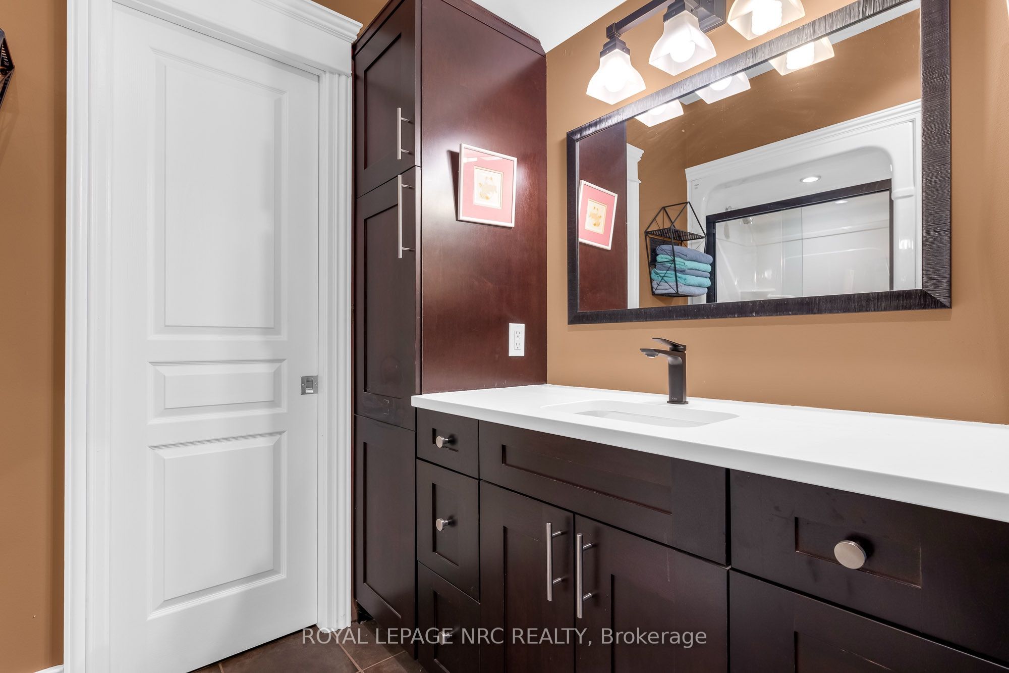 1323 Effingham Street Property Photo 45