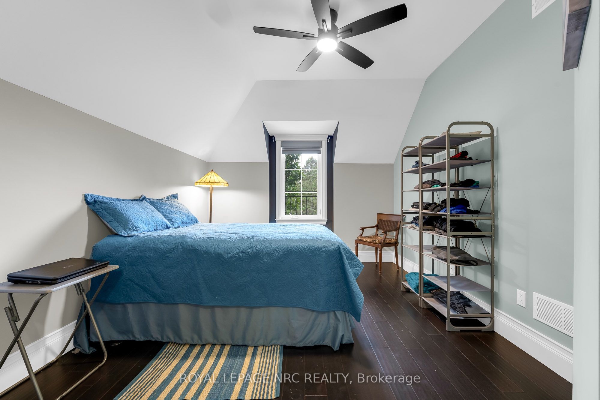 1323 Effingham Street Property Photo 49