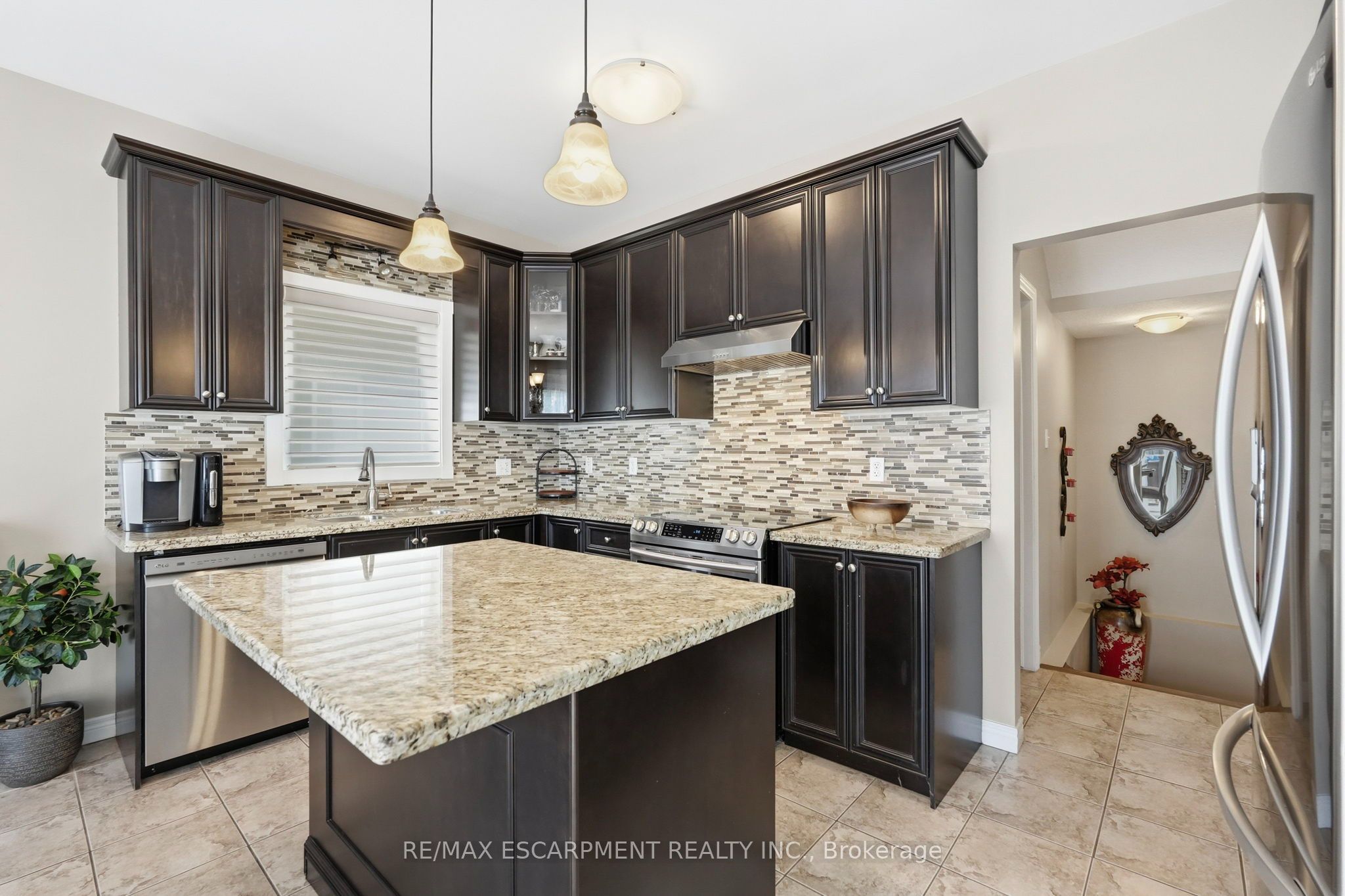 1332 Baseline Road Property Photo 10