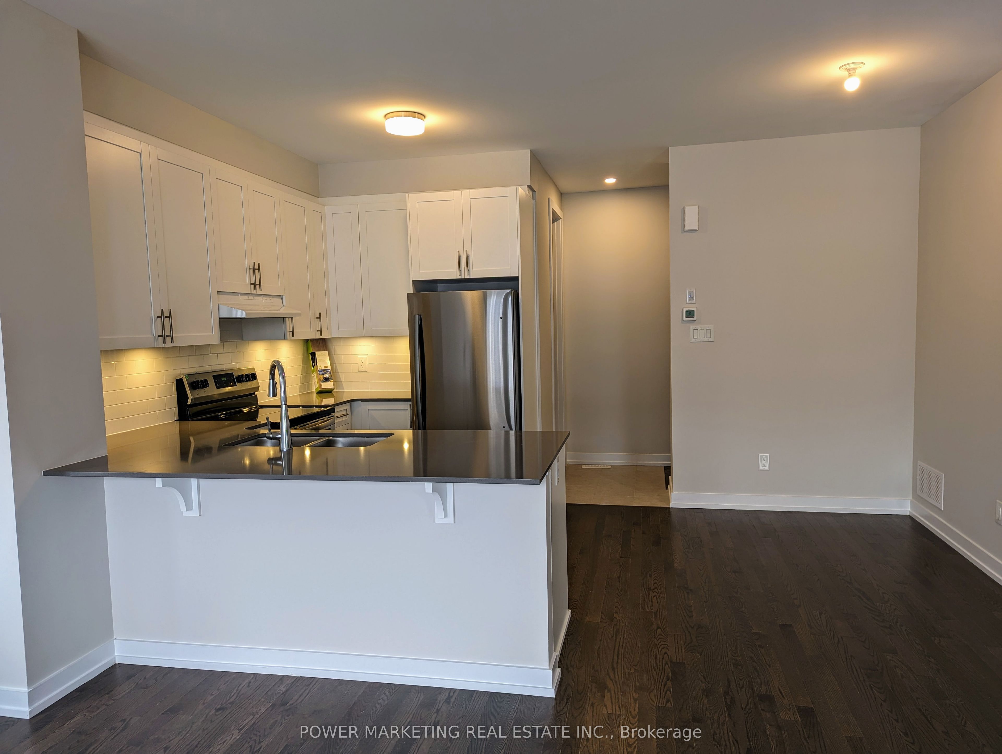 35 Chasing Grove Property Photo 2