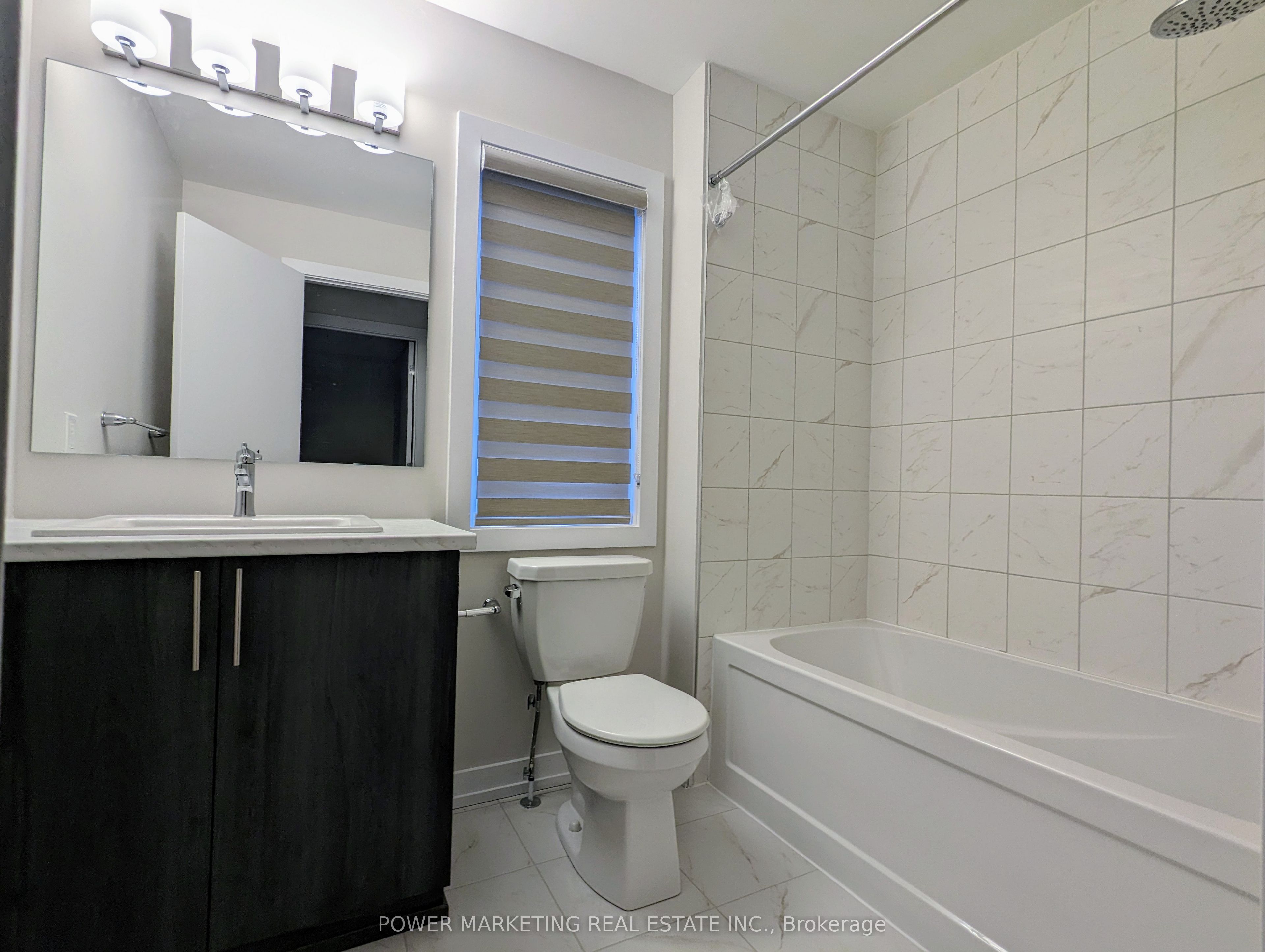 35 Chasing Grove Property Photo 12