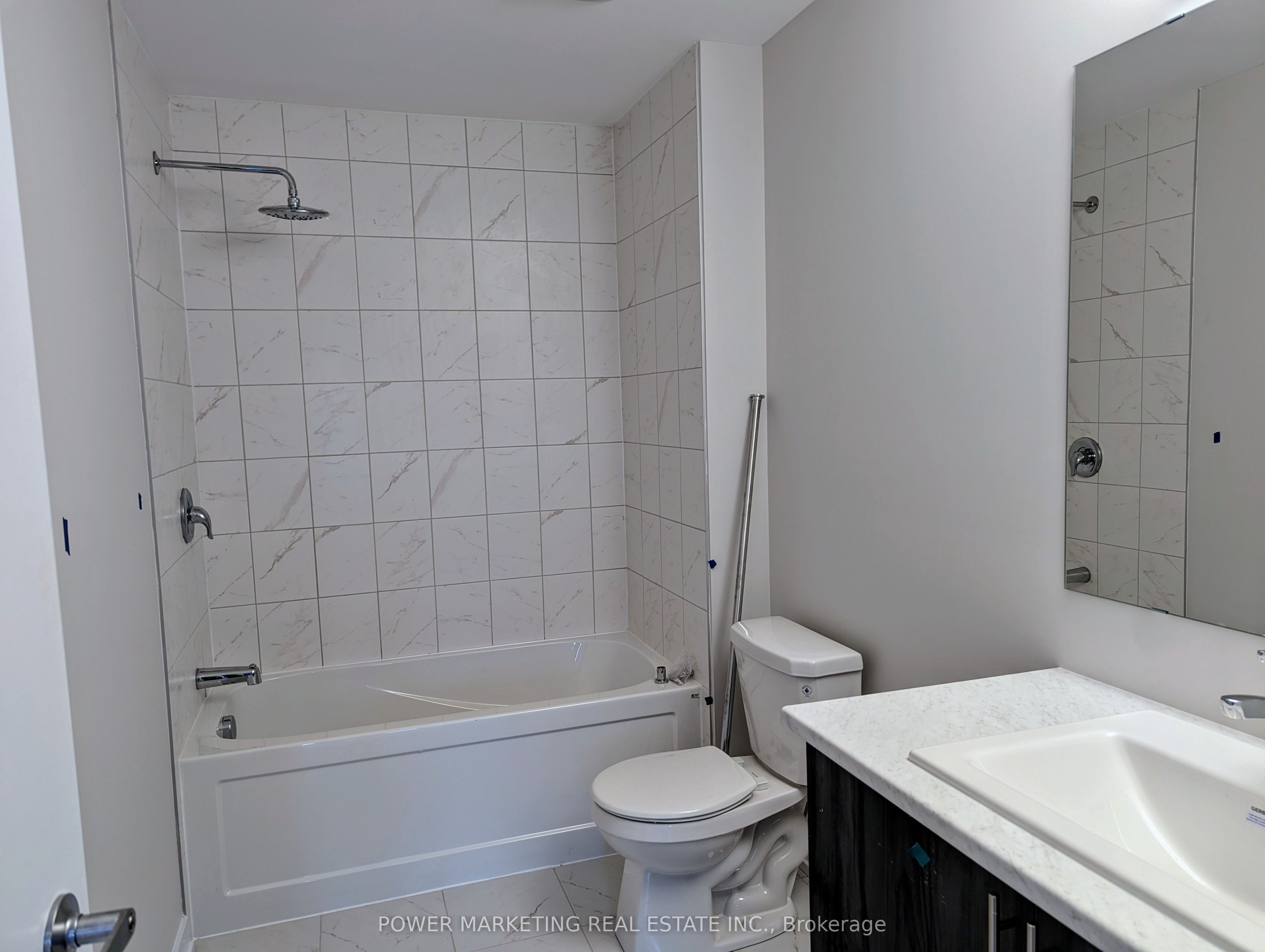 35 Chasing Grove Property Photo 17