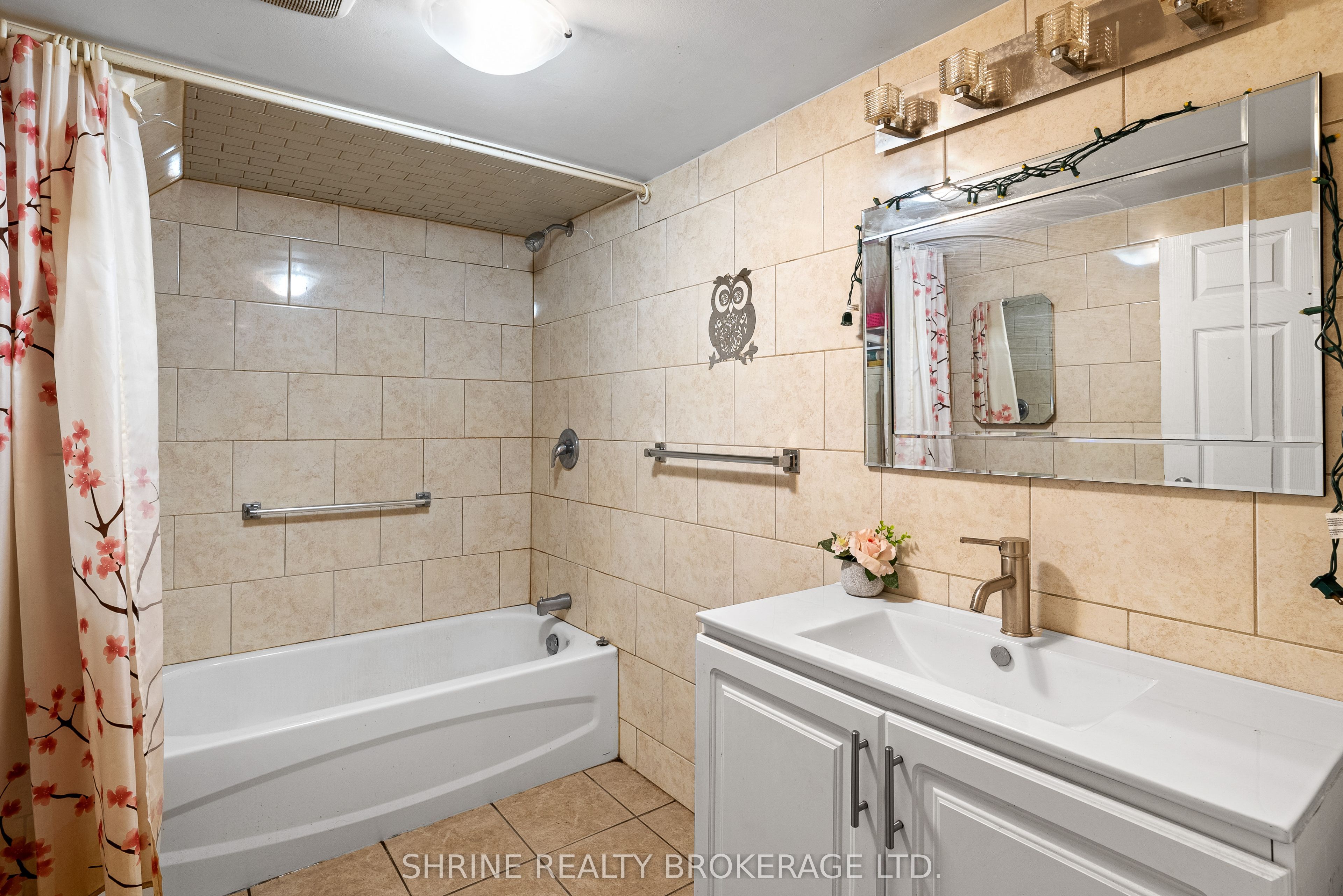 15 Garland Crescent Property Photo 38