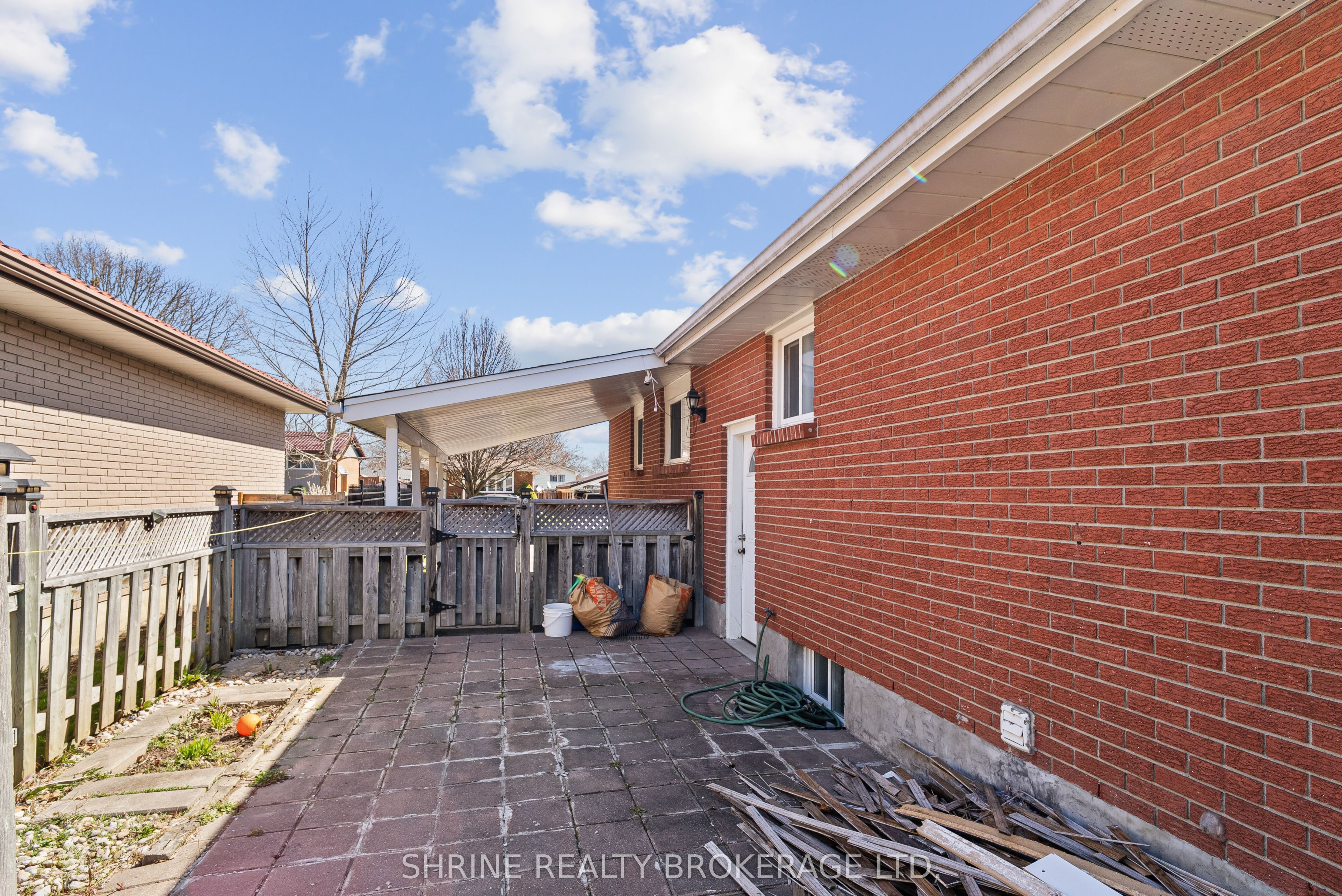 15 Garland Crescent Property Photo 45