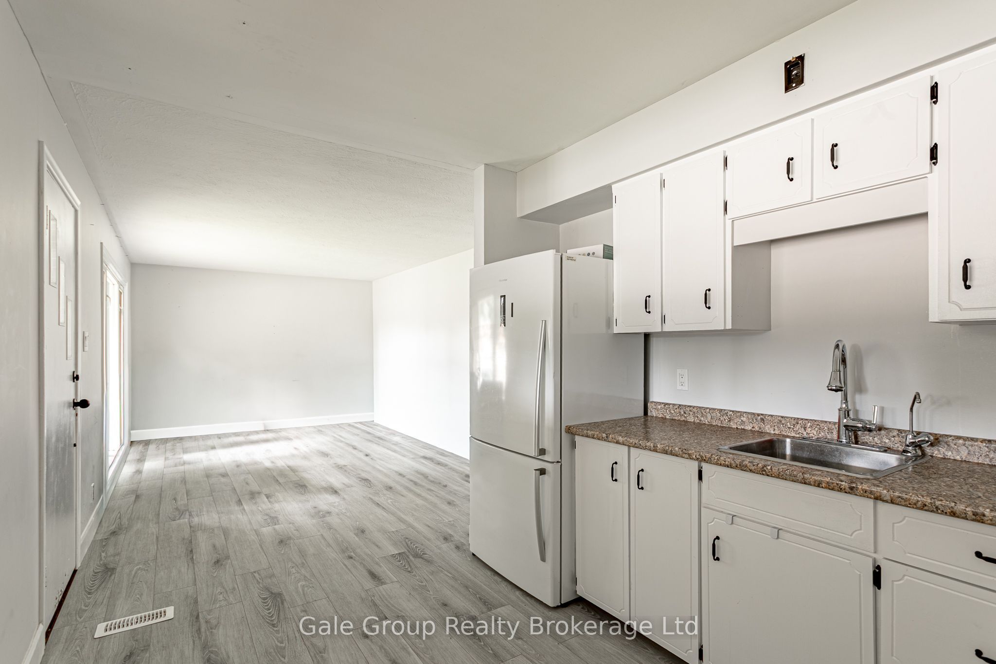 32a Glendale Drive Property Photo 10