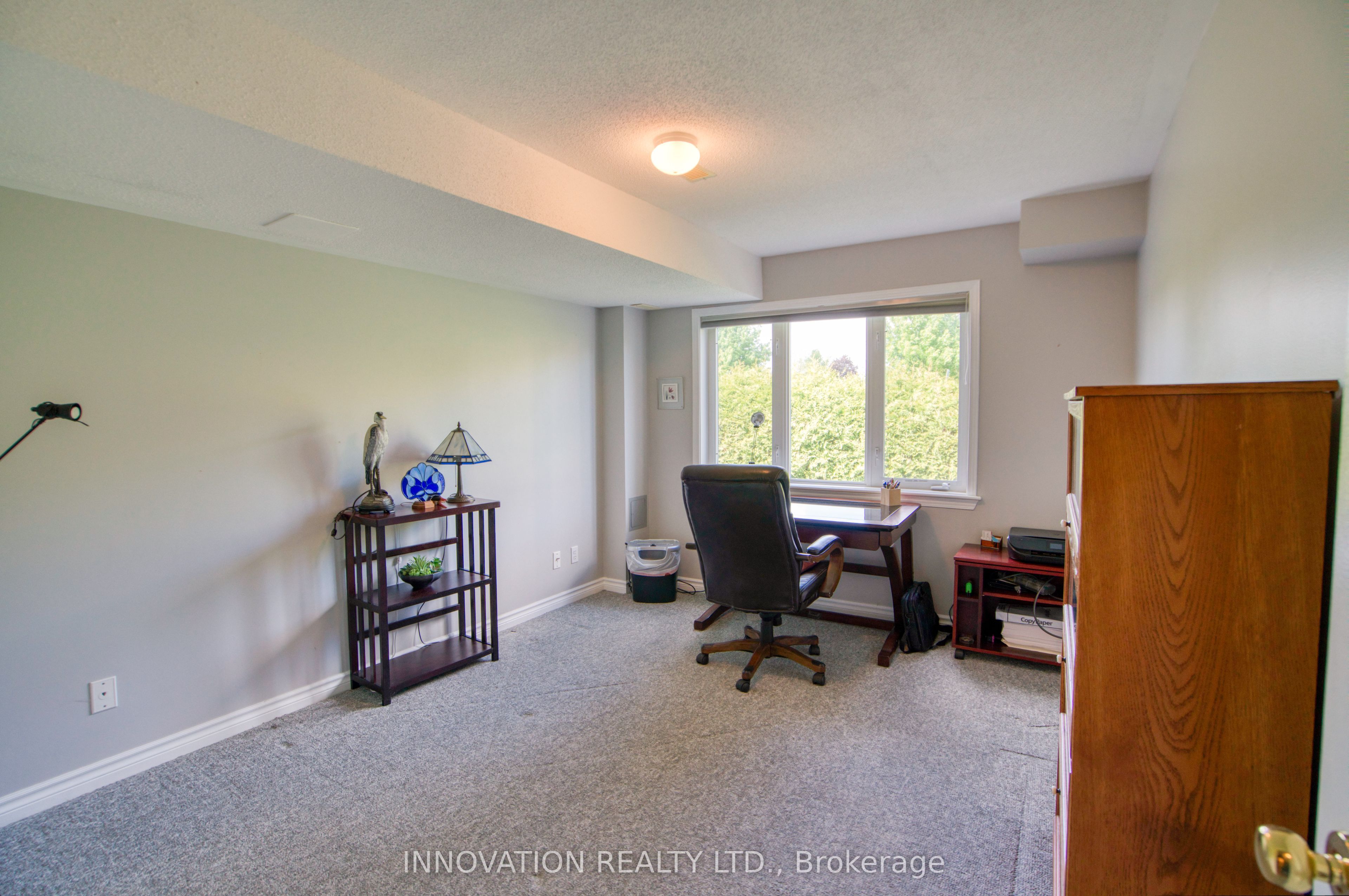 27 Eileen Crescent Property Photo 32