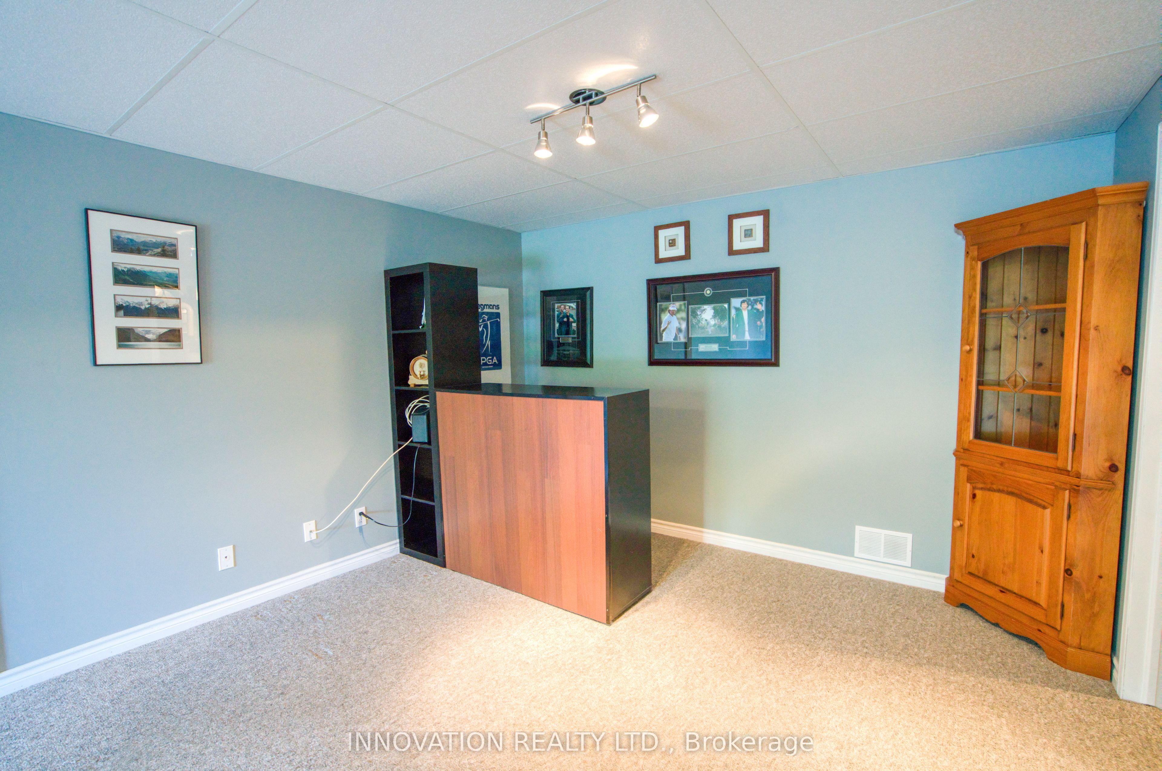 27 Eileen Crescent Property Photo 36