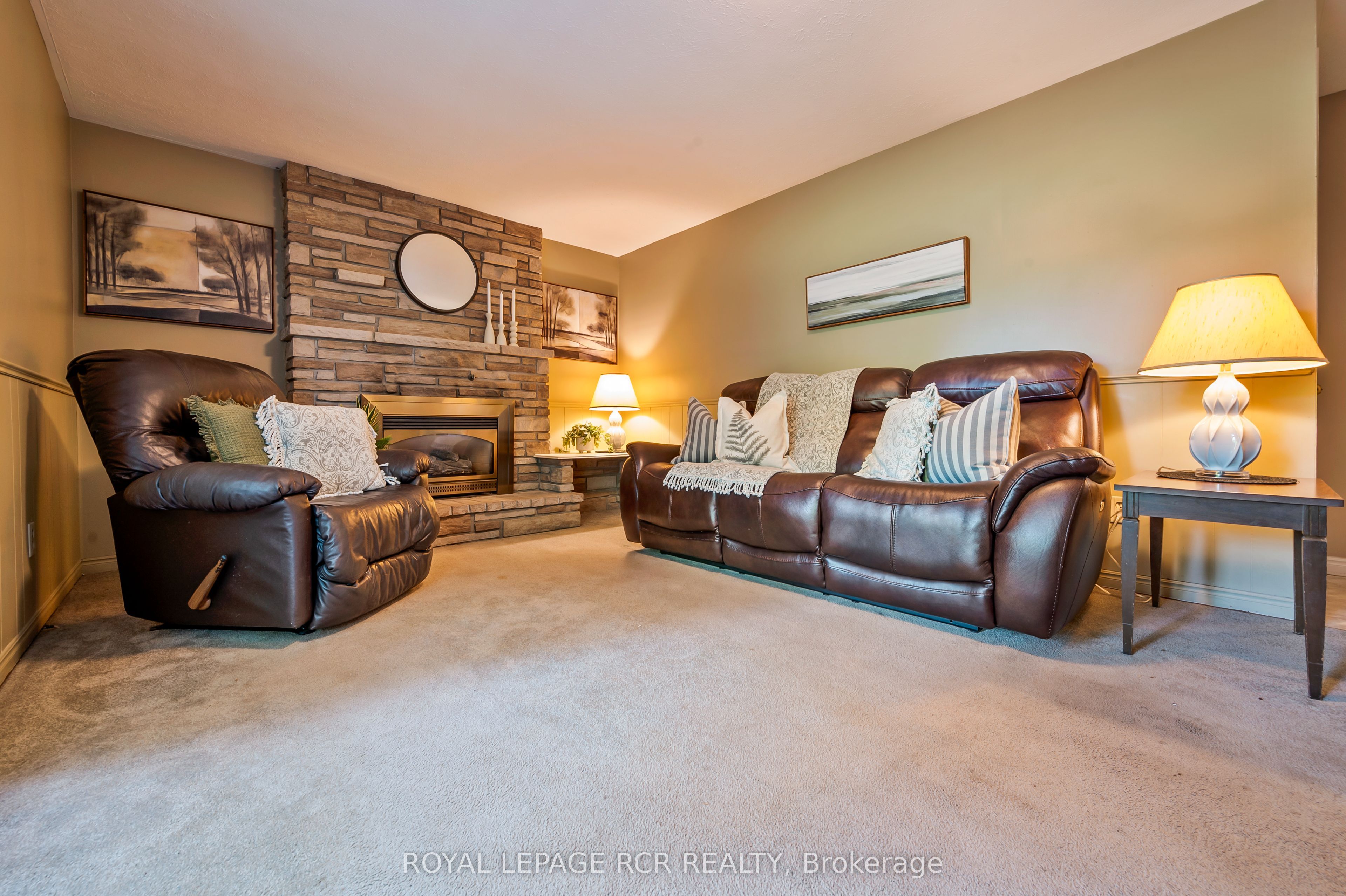 137 White Pine Crescent Property Photo 20