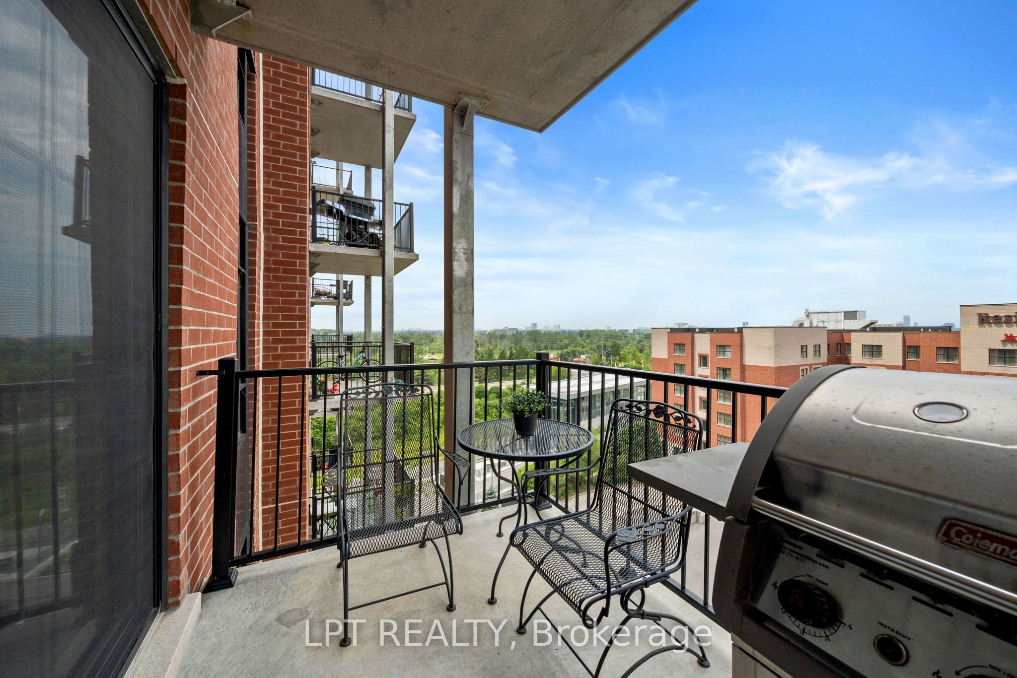 555 Anand Private 707 Property Photo 34