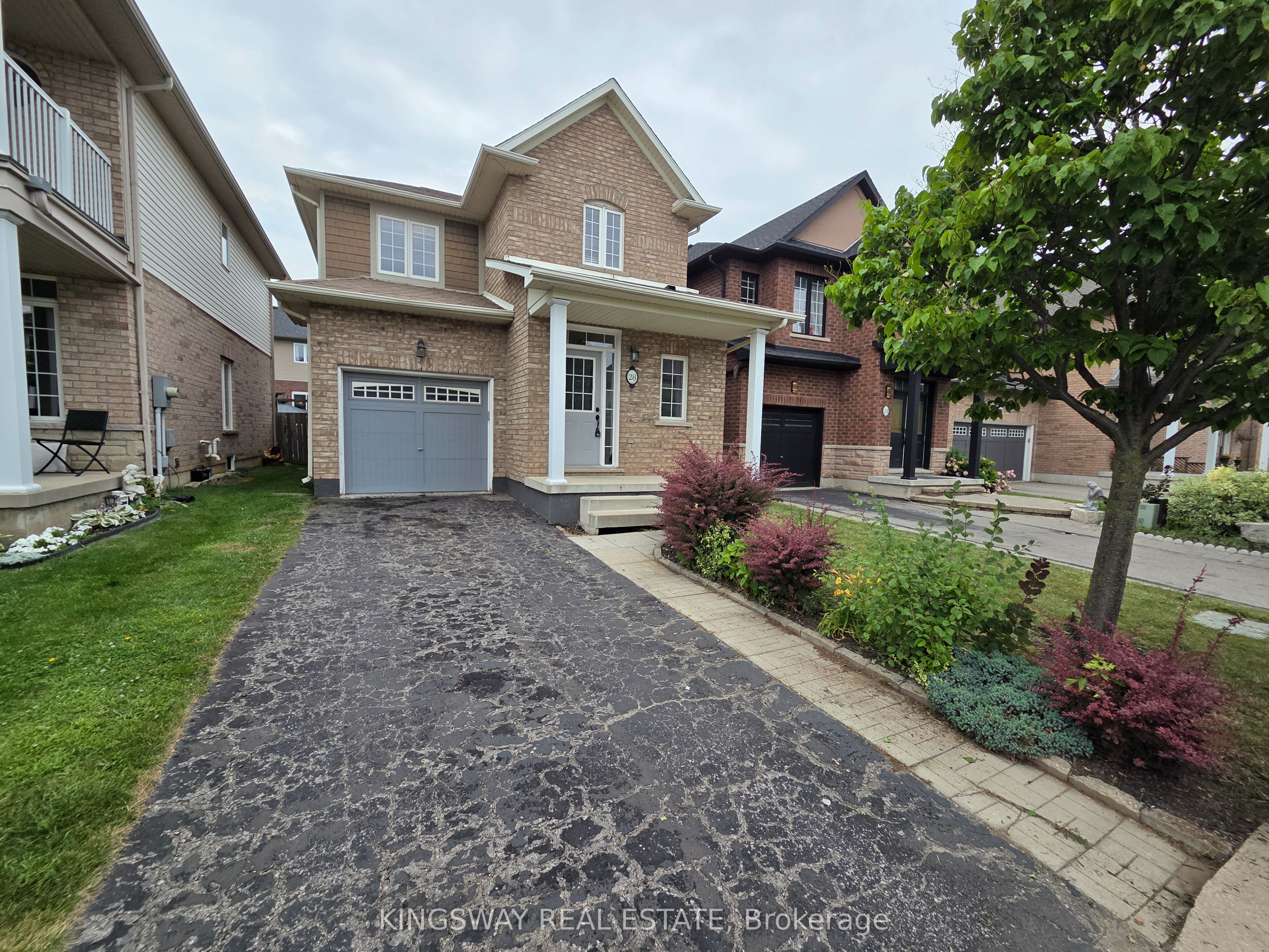 28 Tidemore Heights Property Photo 1