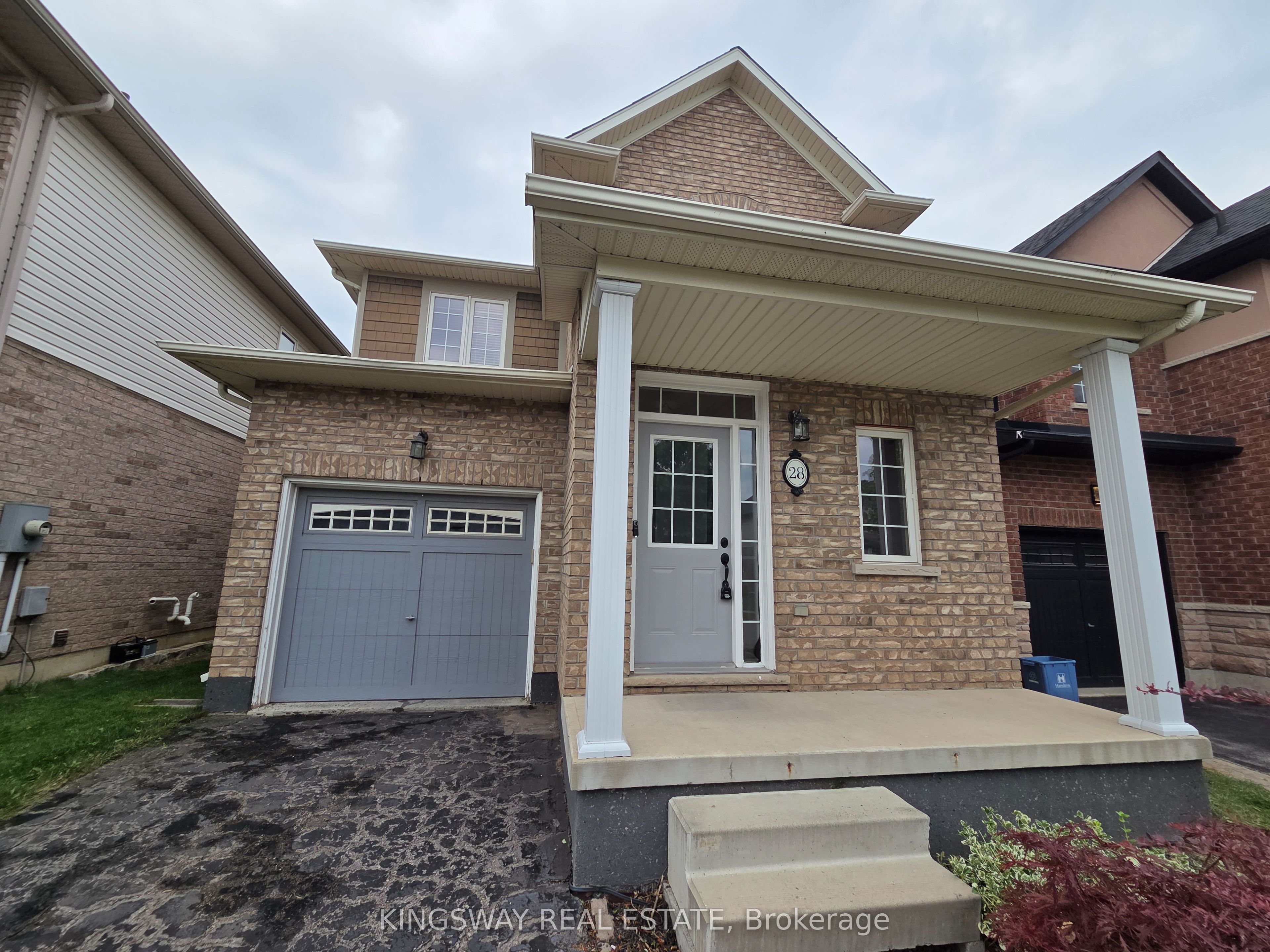 28 Tidemore Heights Property Photo 2