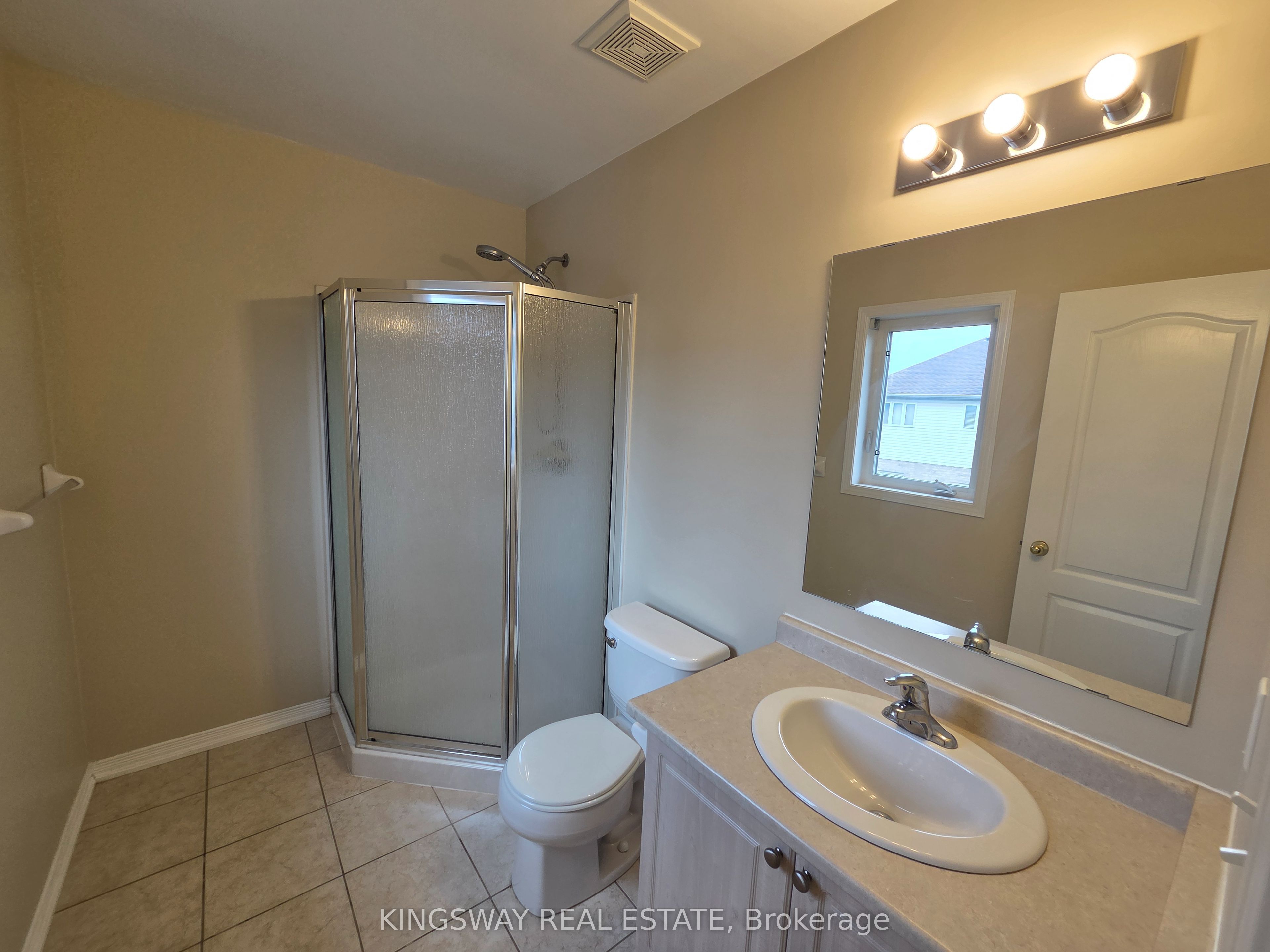 28 Tidemore Heights Property Photo 21