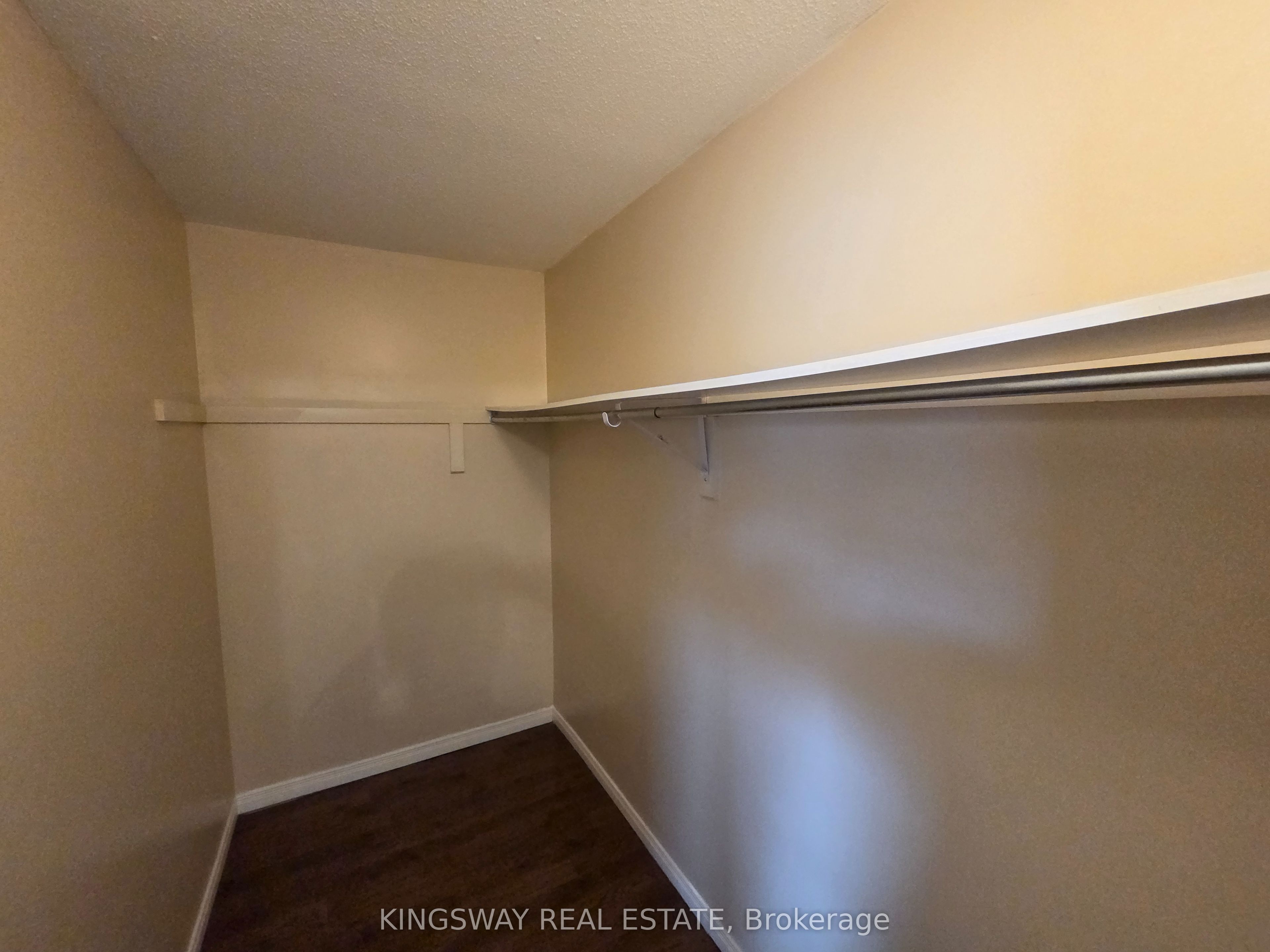 28 Tidemore Heights Property Photo 22