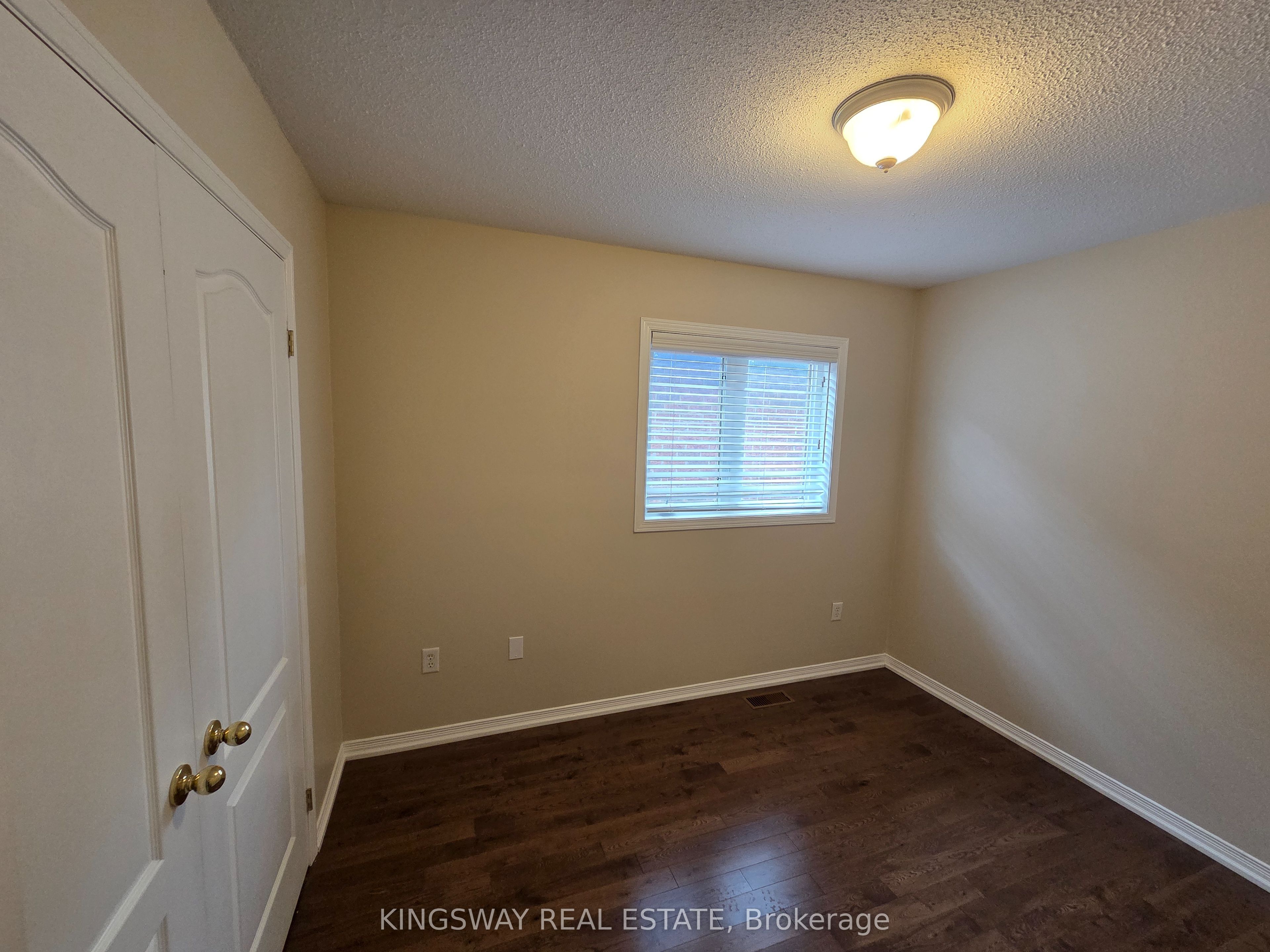 28 Tidemore Heights Property Photo 24