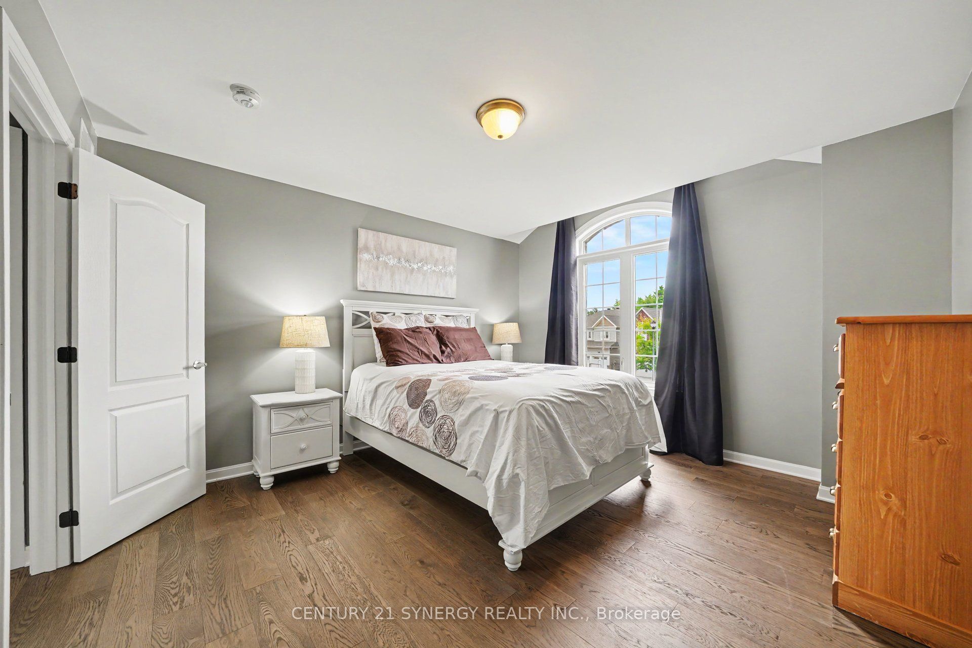 3207 Harvester Crescent Property Photo 16