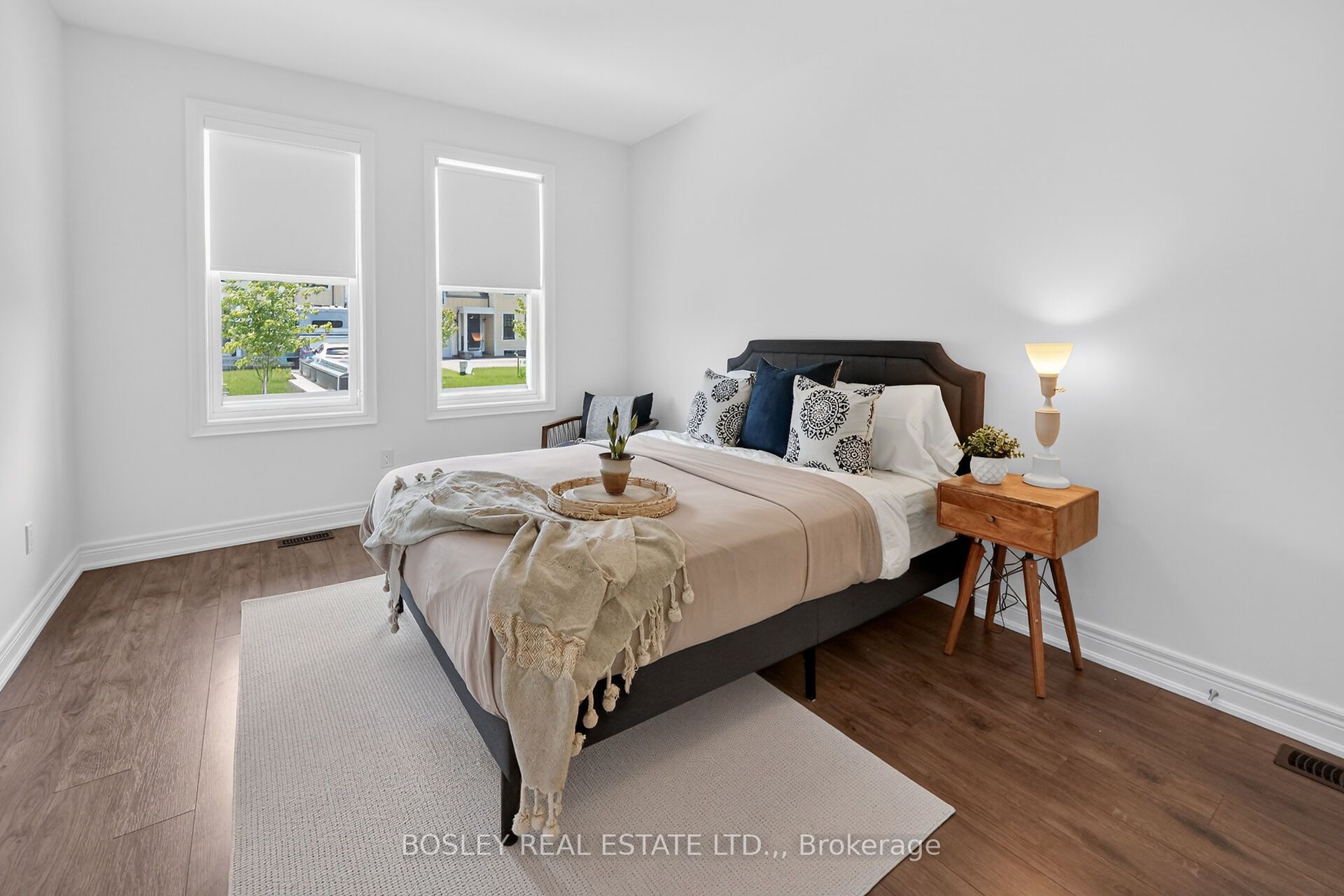 56 Paradise Grove Property Photo 5