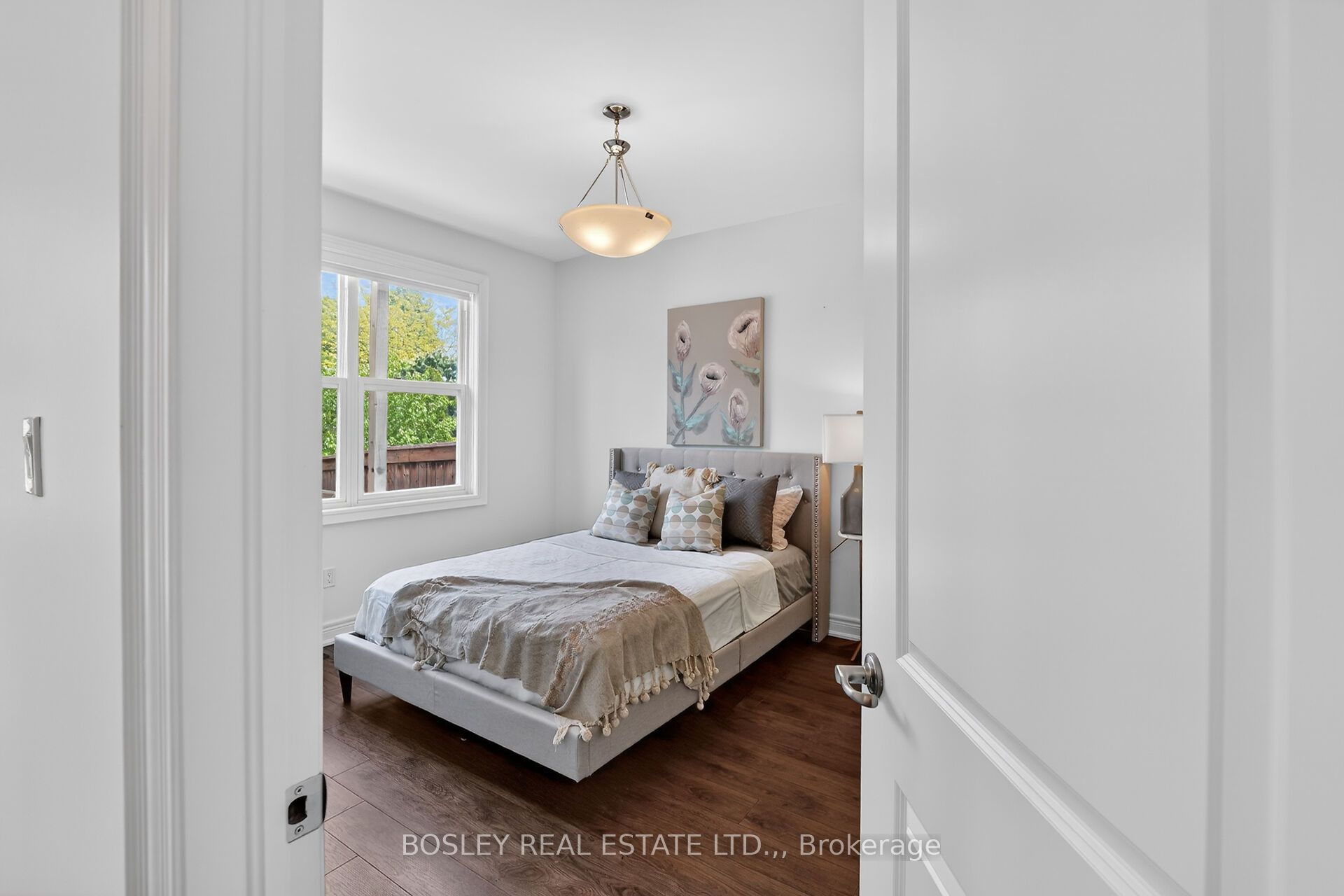 56 Paradise Grove Property Photo 14