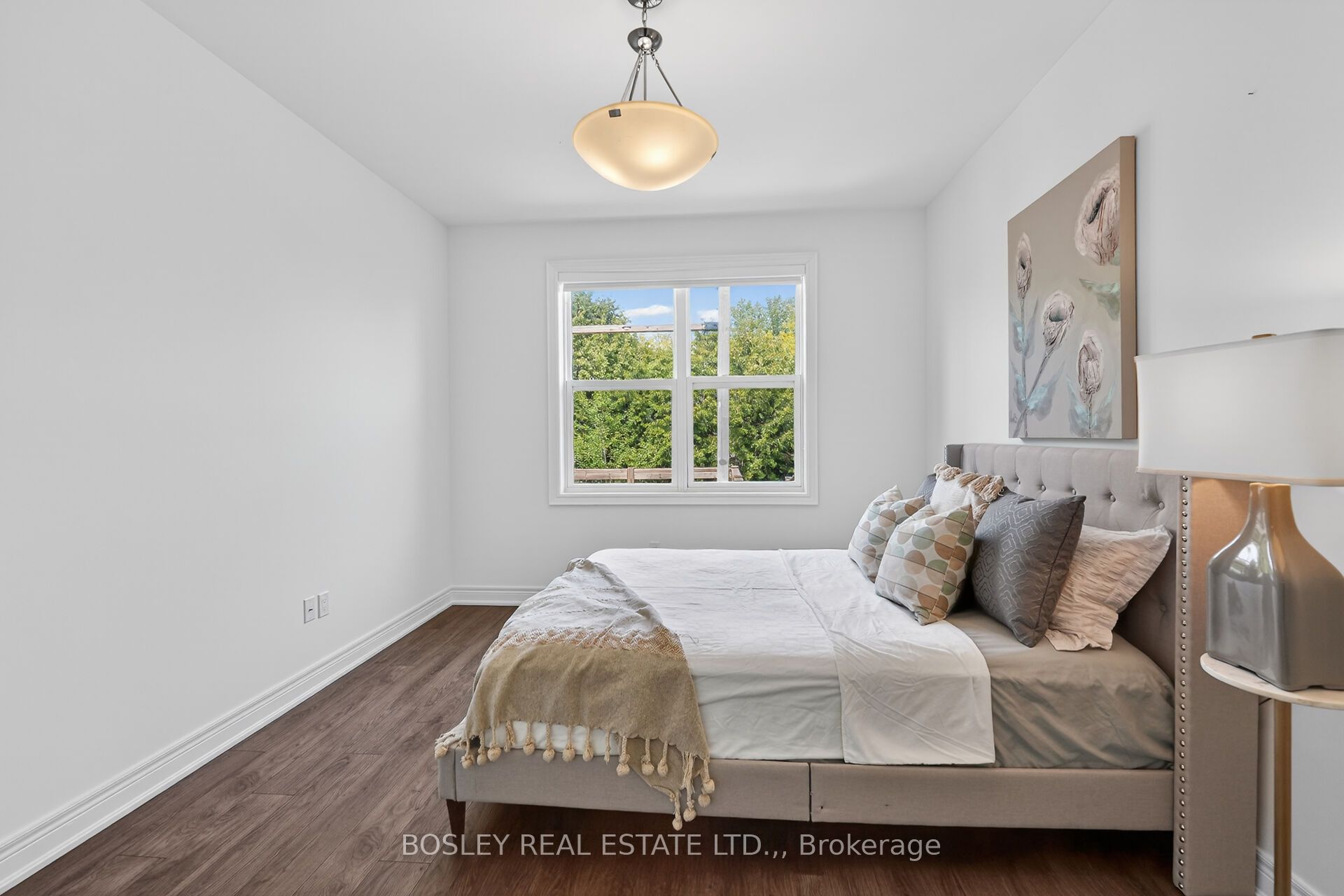 56 Paradise Grove Property Photo 15