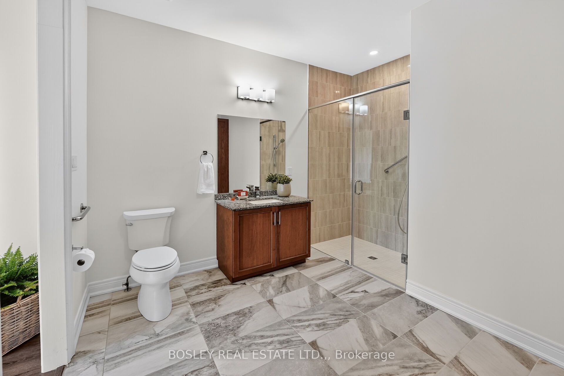 56 Paradise Grove Property Photo 17