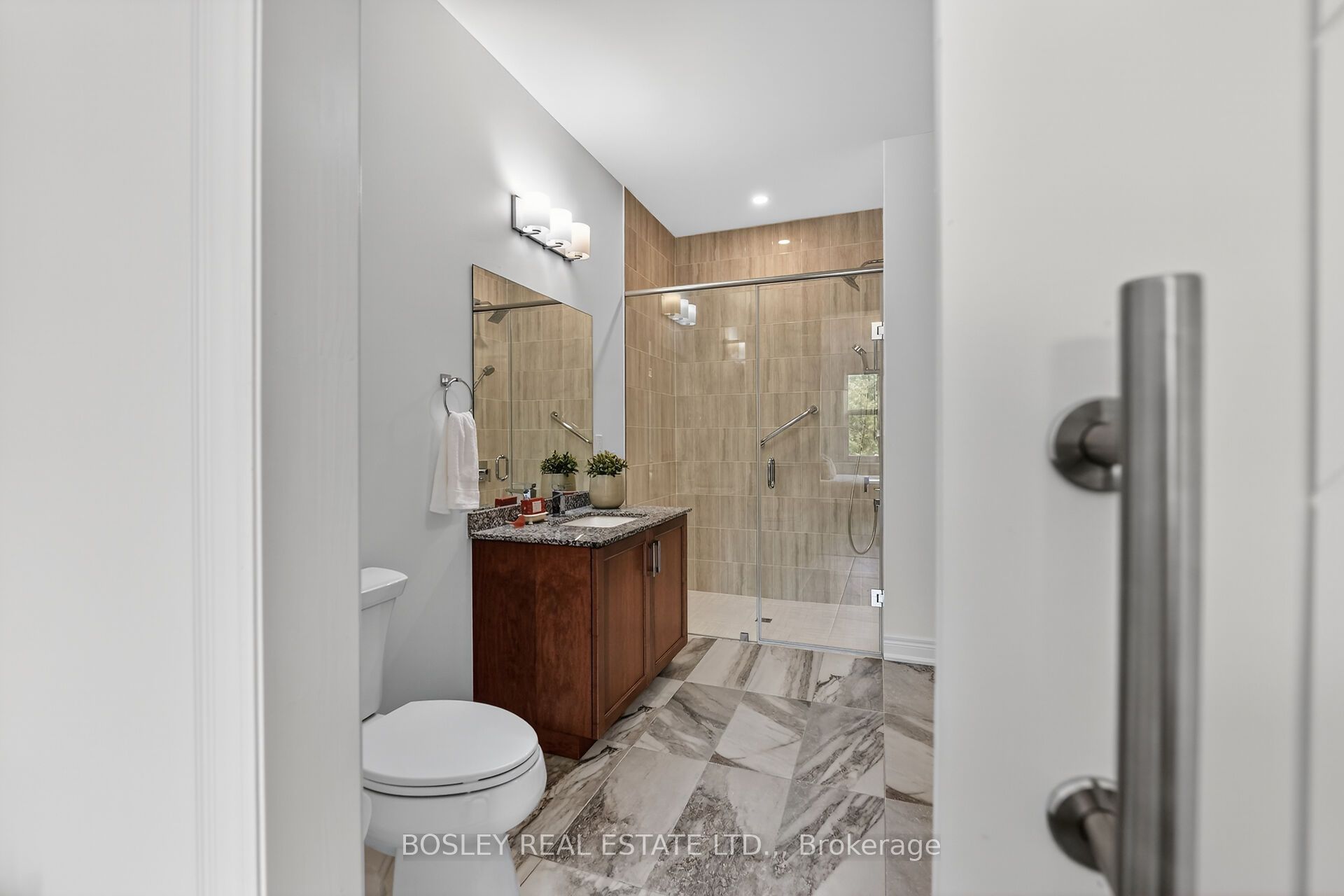 56 Paradise Grove Property Photo 18