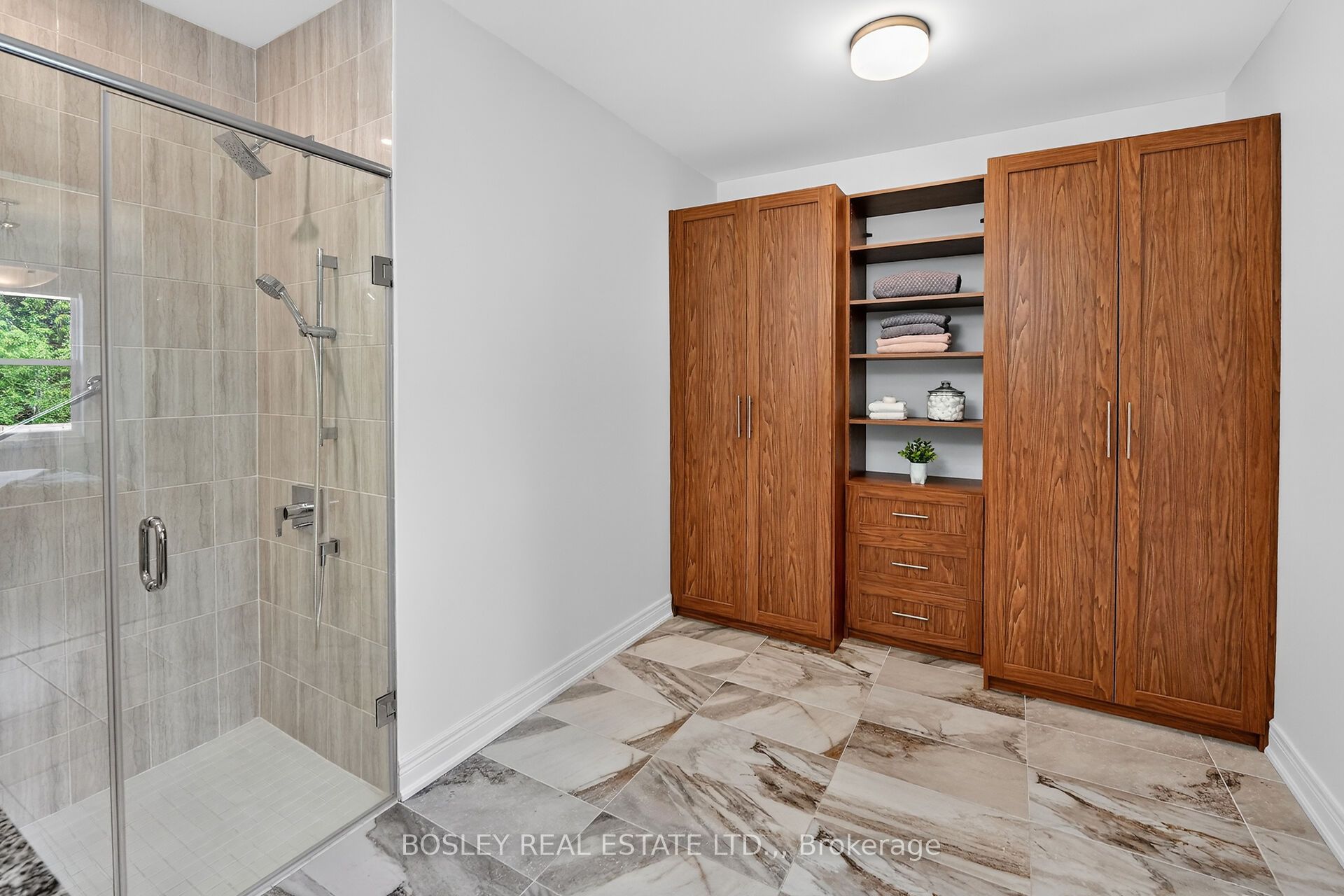 56 Paradise Grove Property Photo 19