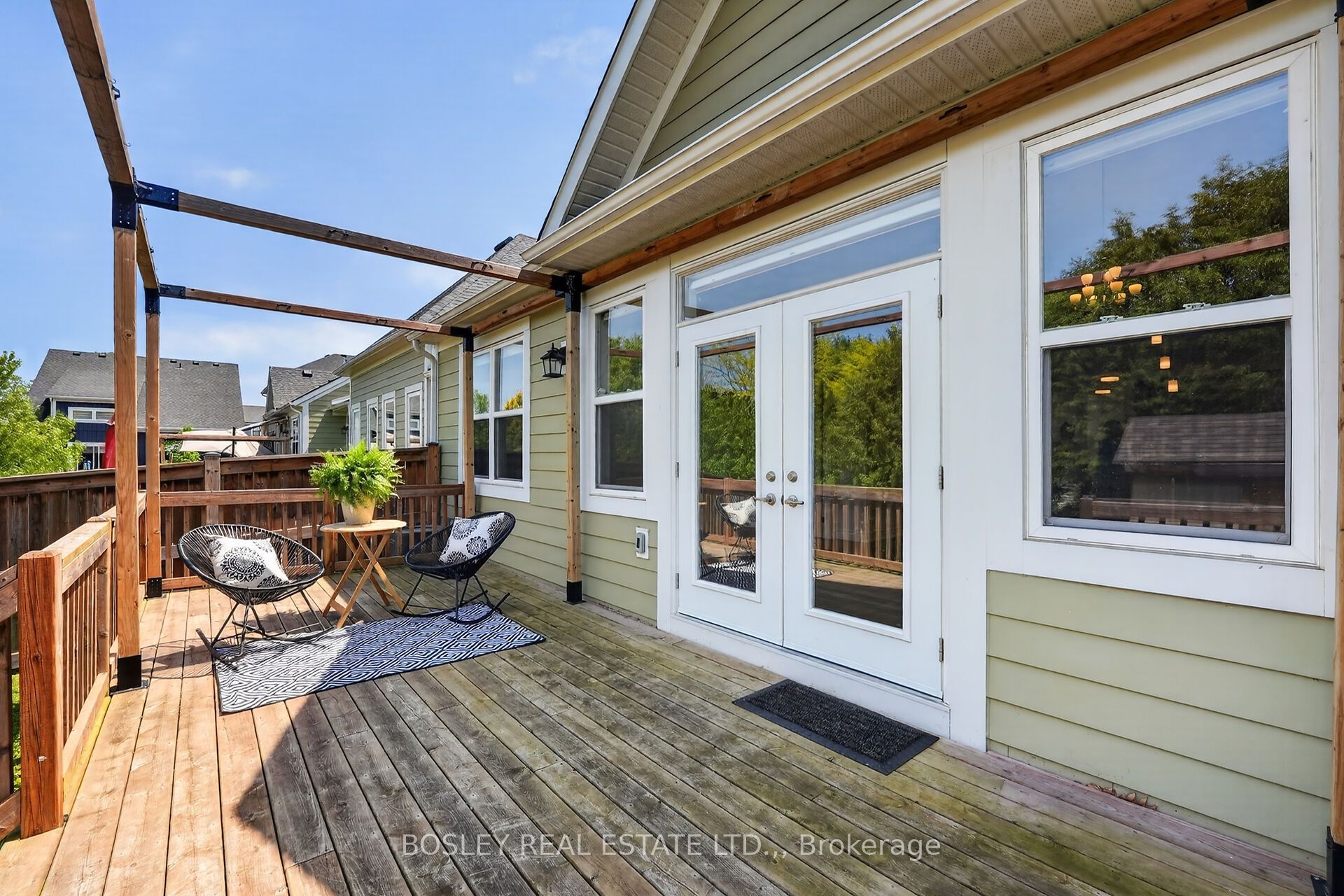 56 Paradise Grove Property Photo 35