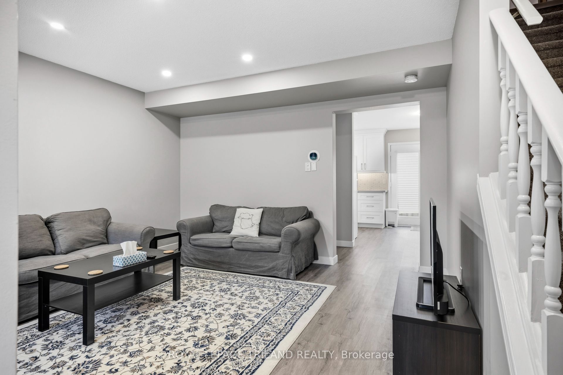 50 Chapman Court 4 Property Photo 6