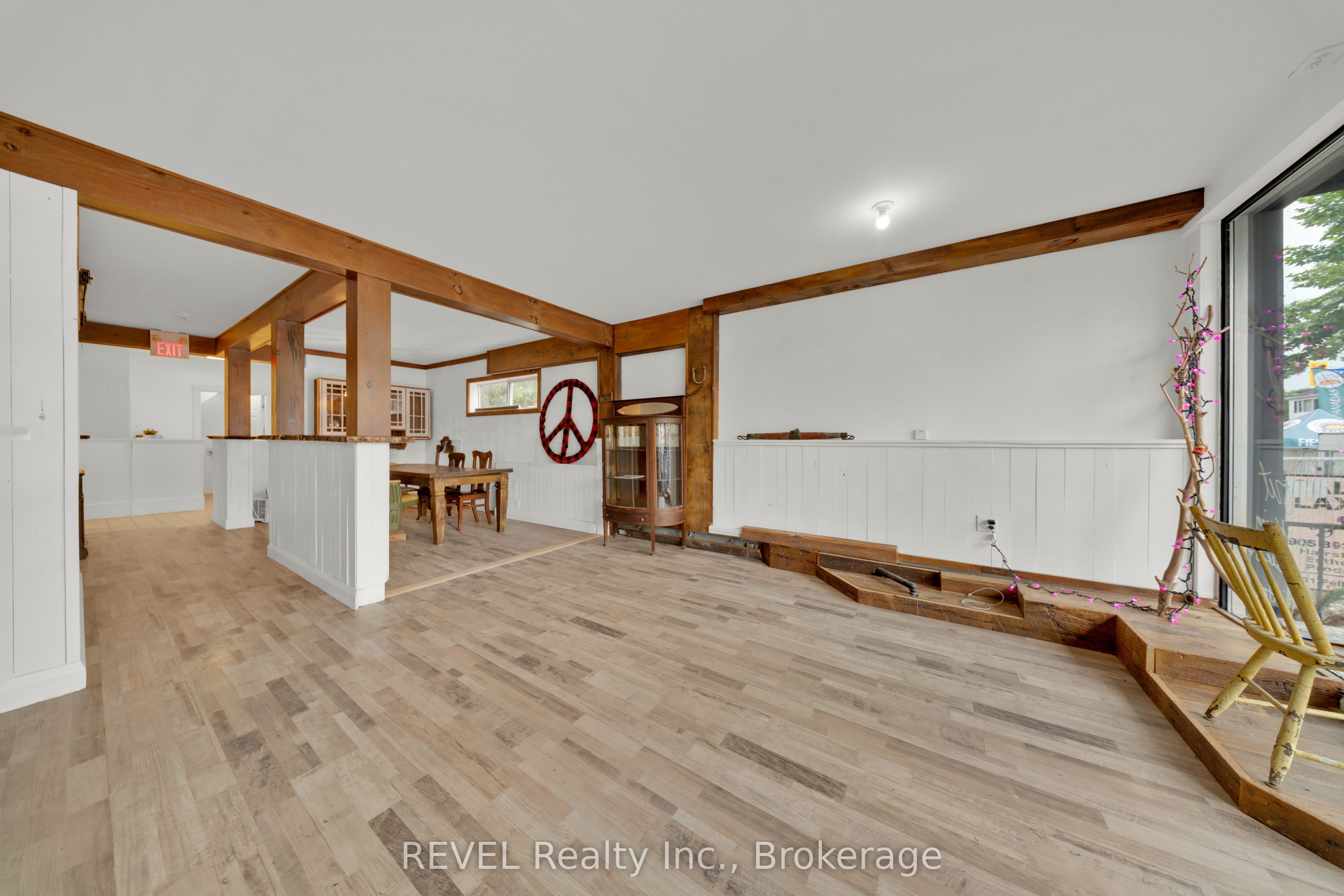 1433 Pelham Street Property Photo 11