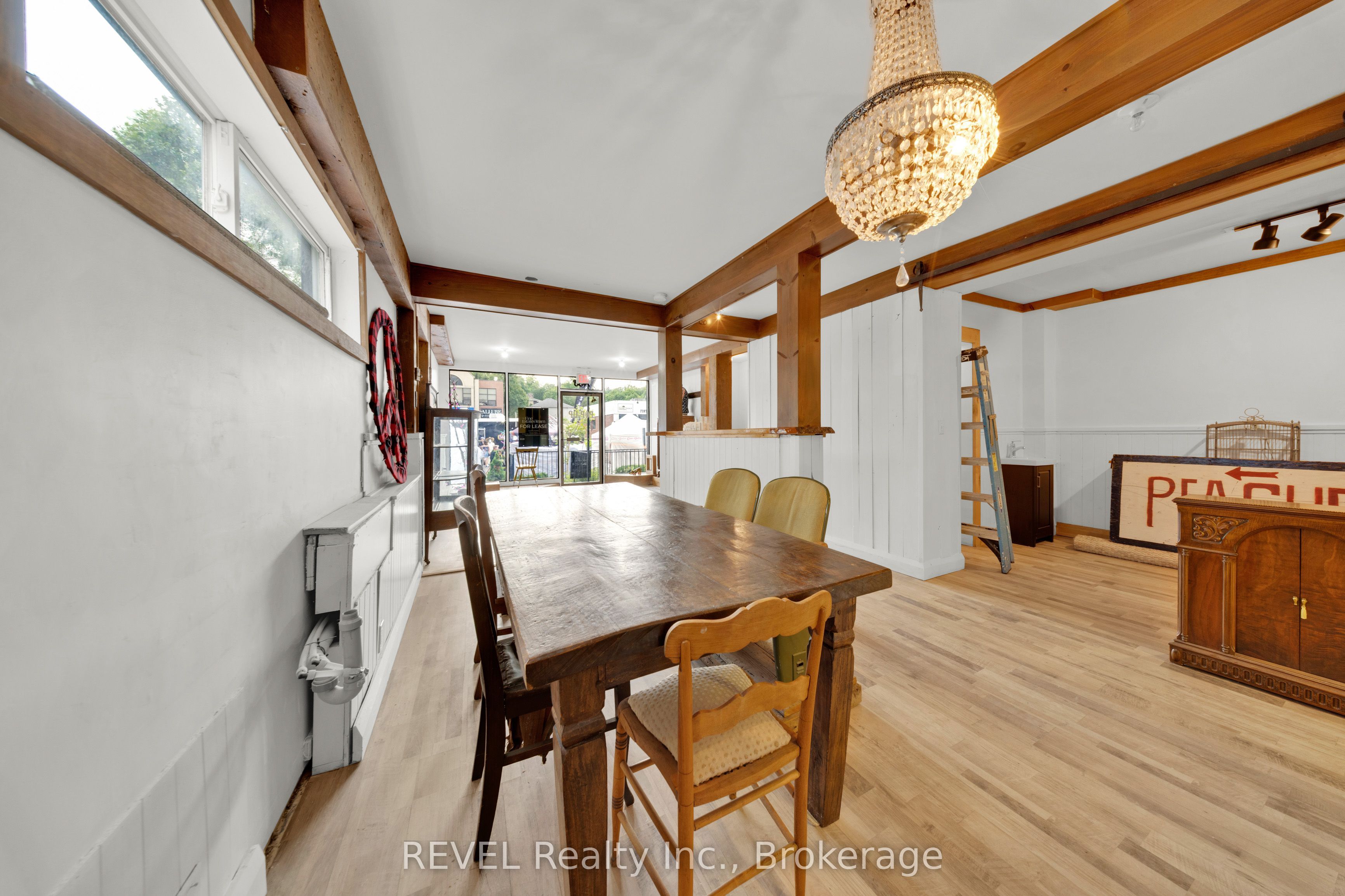 1433 Pelham Street Property Photo 15