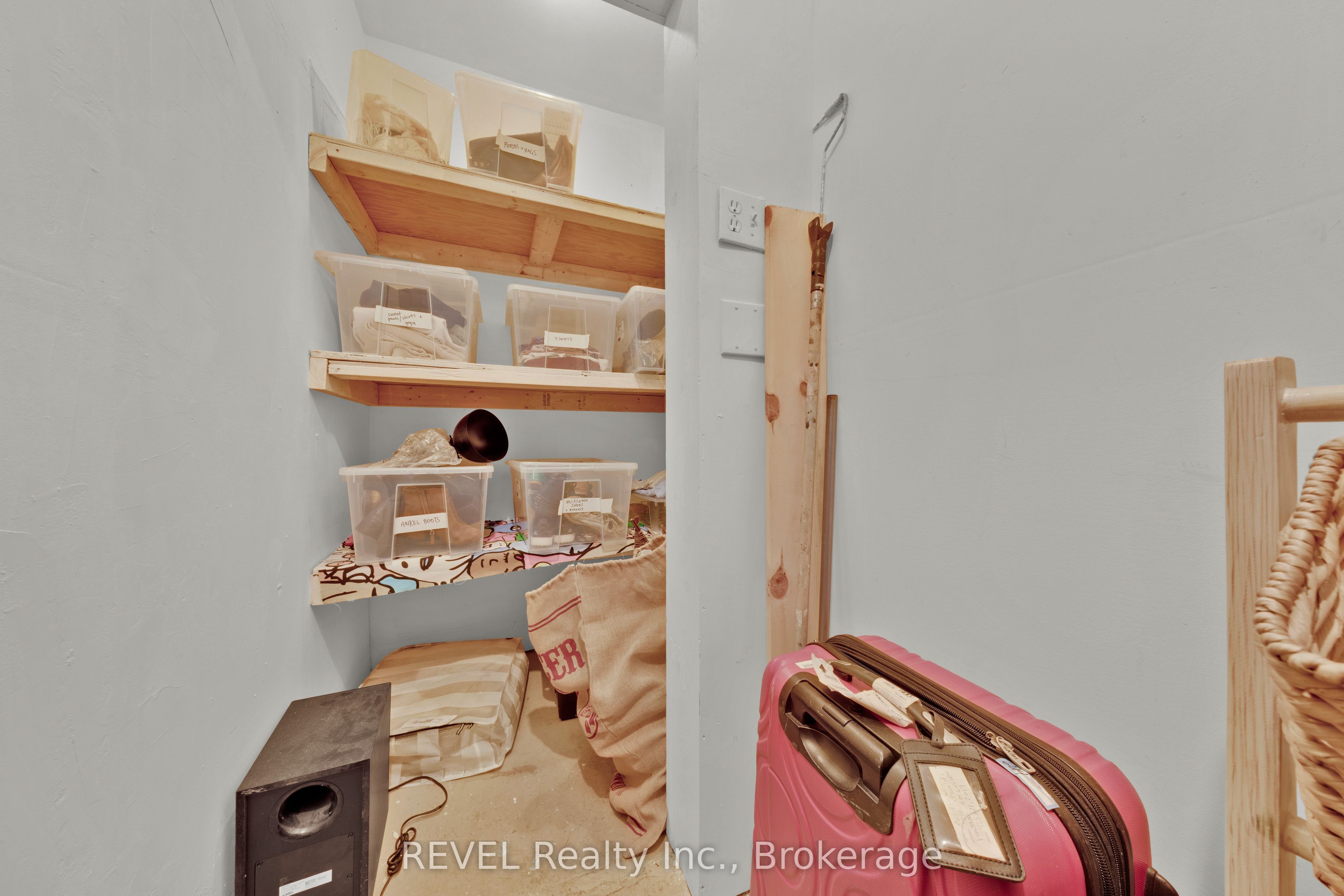 1433 Pelham Street Property Photo 21