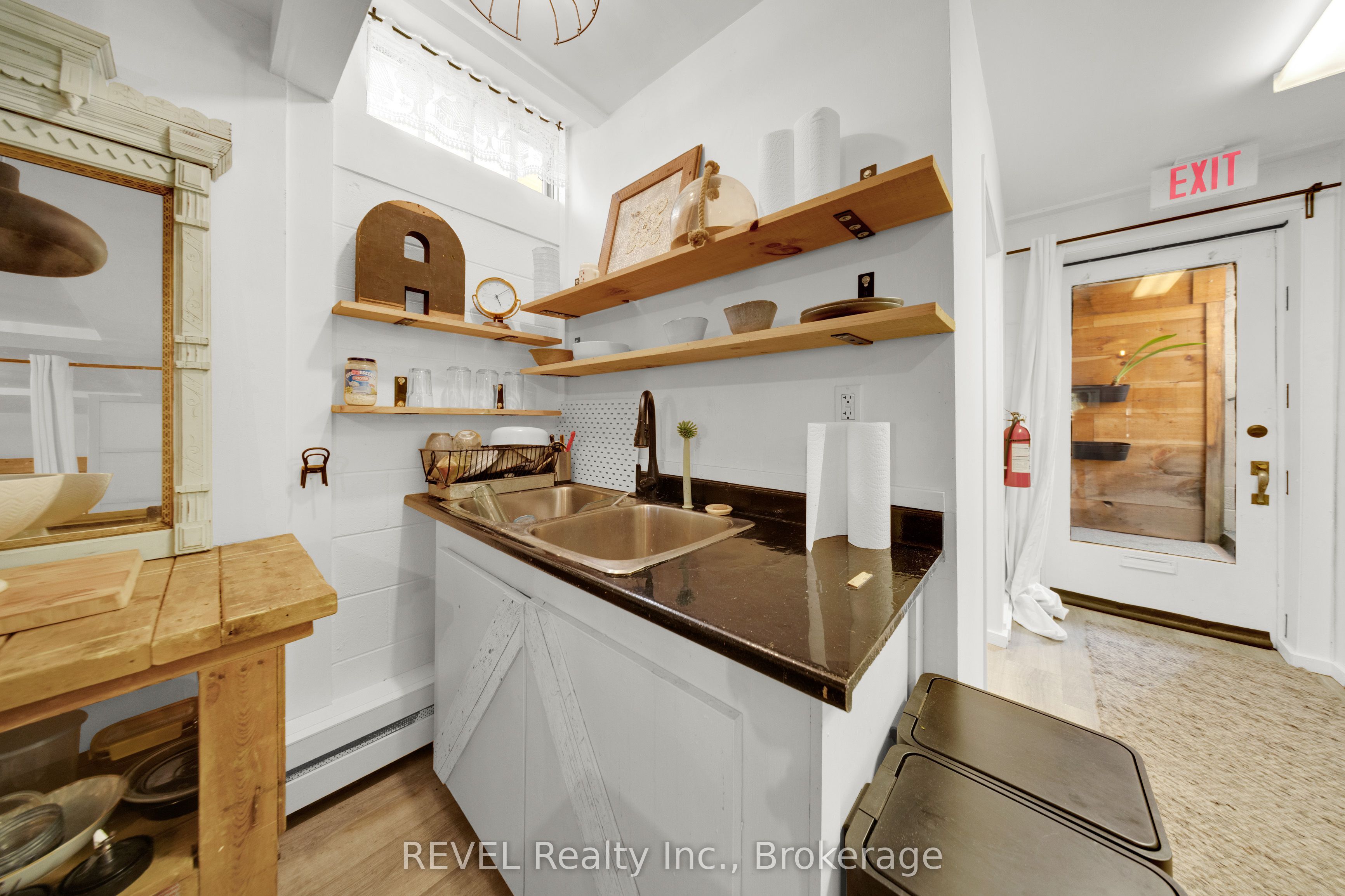 1433 Pelham Street Property Photo 30