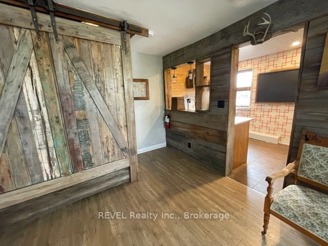 1433 Pelham Street Property Photo 37