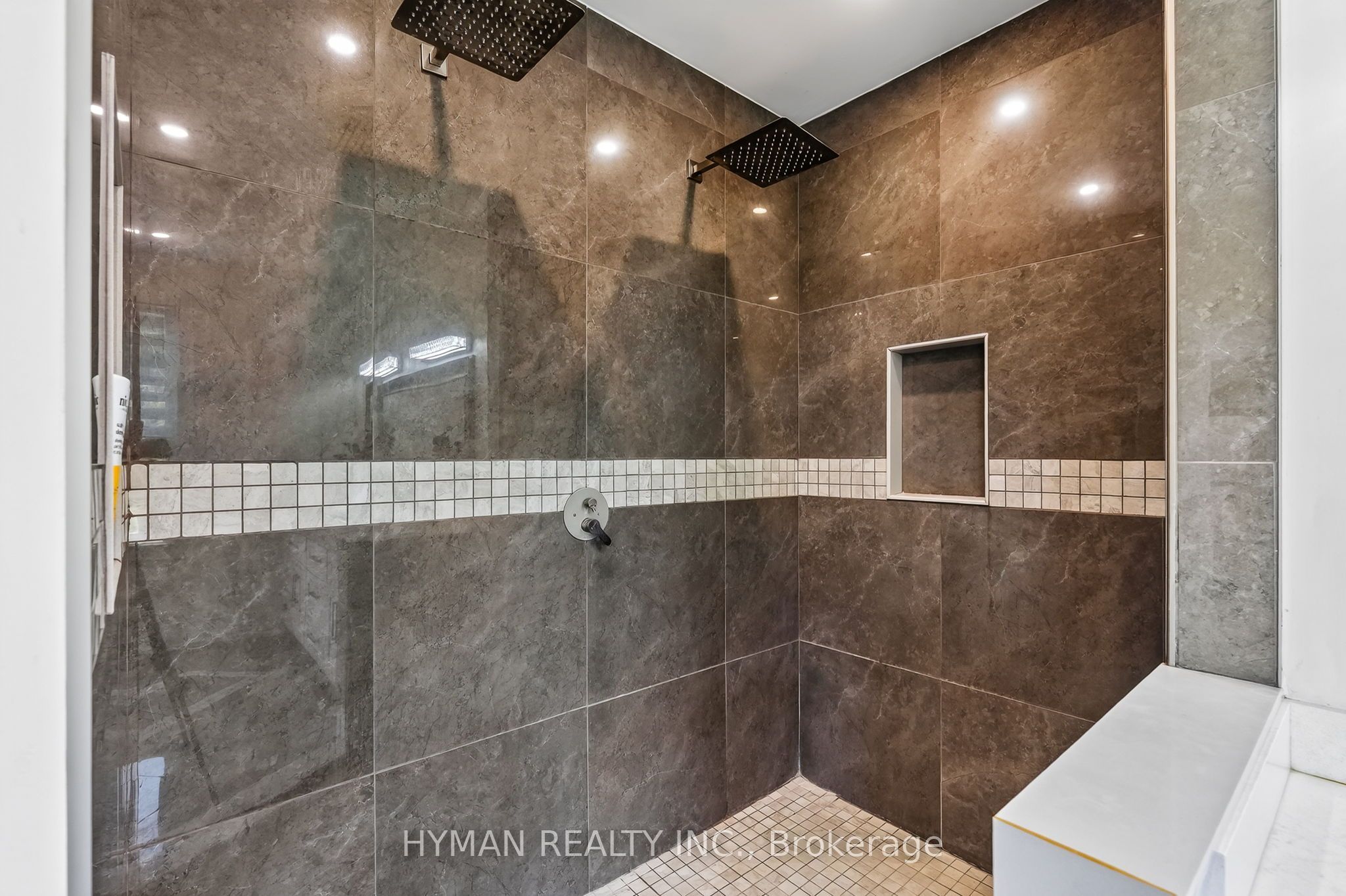 147 Parkview Drive Property Photo 26