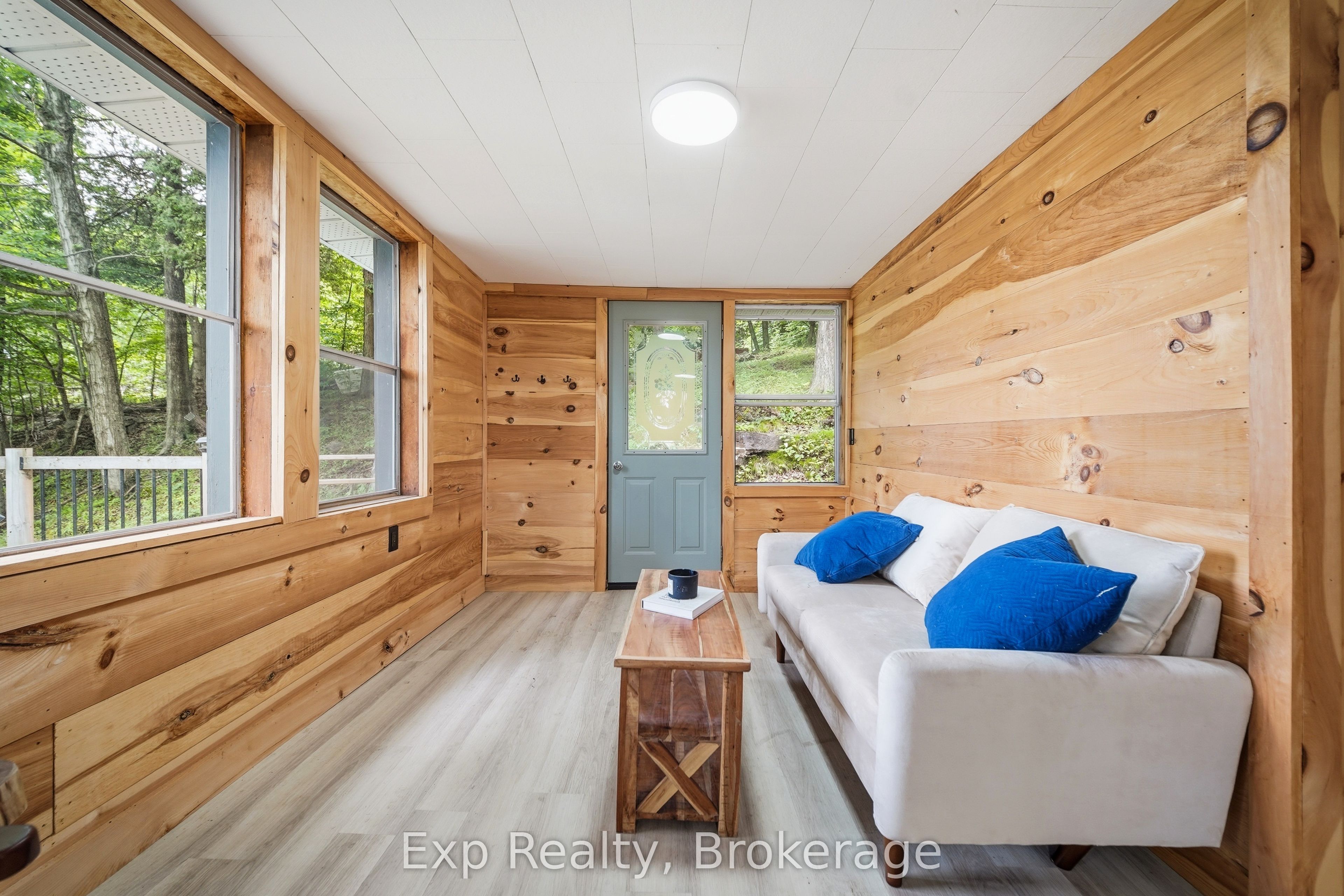 2077 Hambly Lane Property Photo 10