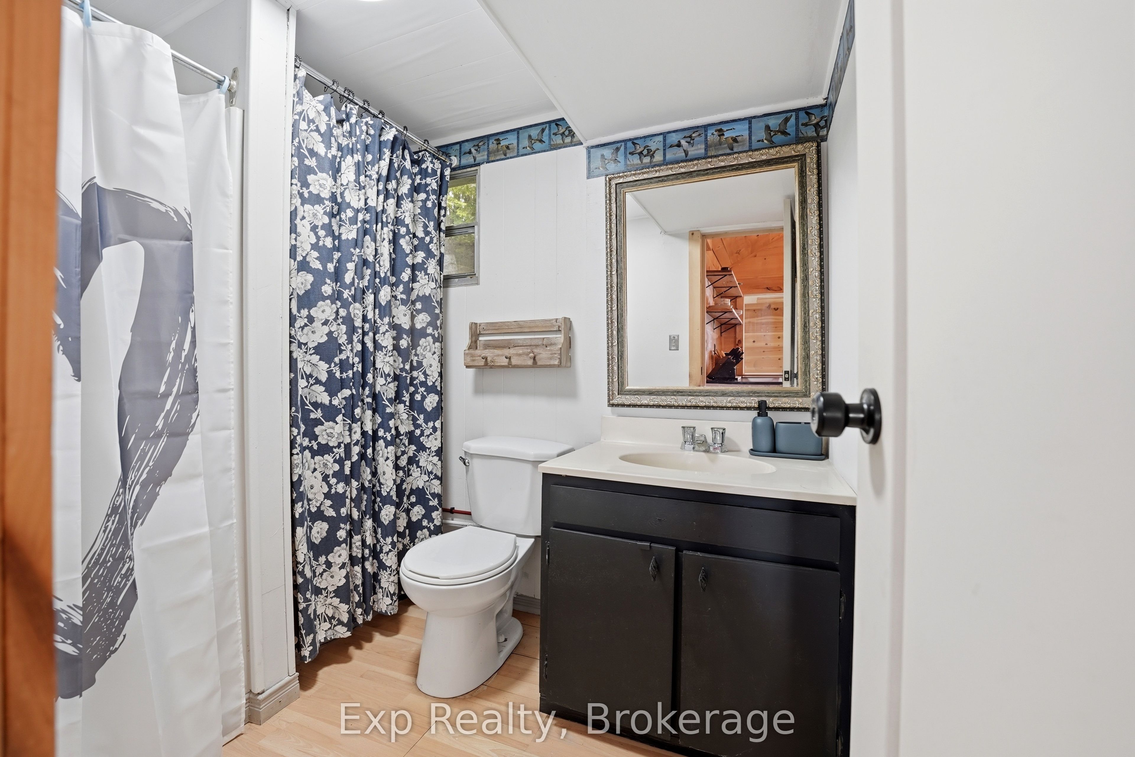 2077 Hambly Lane Property Photo 24