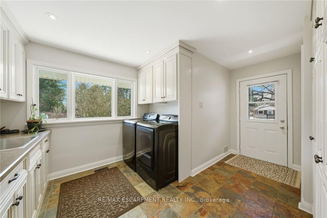 6 Summit Circle Property Photo 18