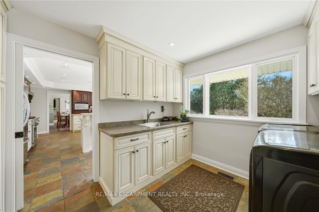 6 Summit Circle Property Photo 19