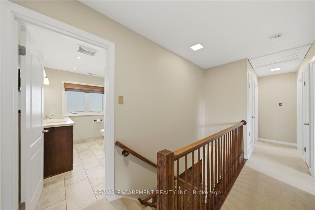 6 Summit Circle Property Photo 23