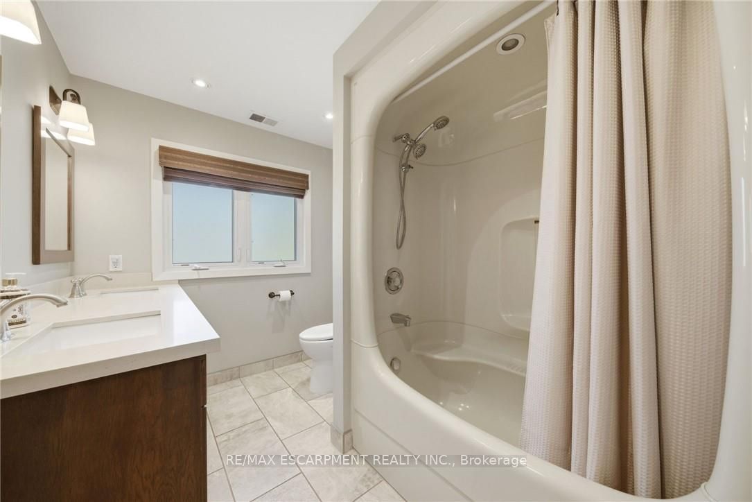 6 Summit Circle Property Photo 32