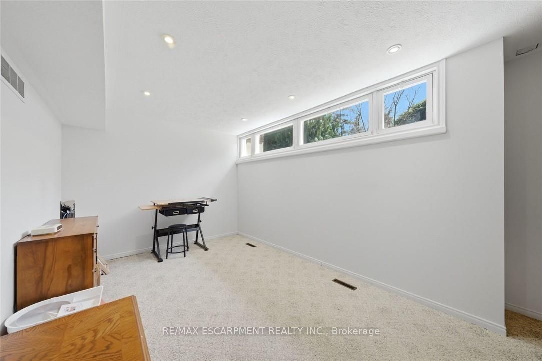 6 Summit Circle Property Photo 34