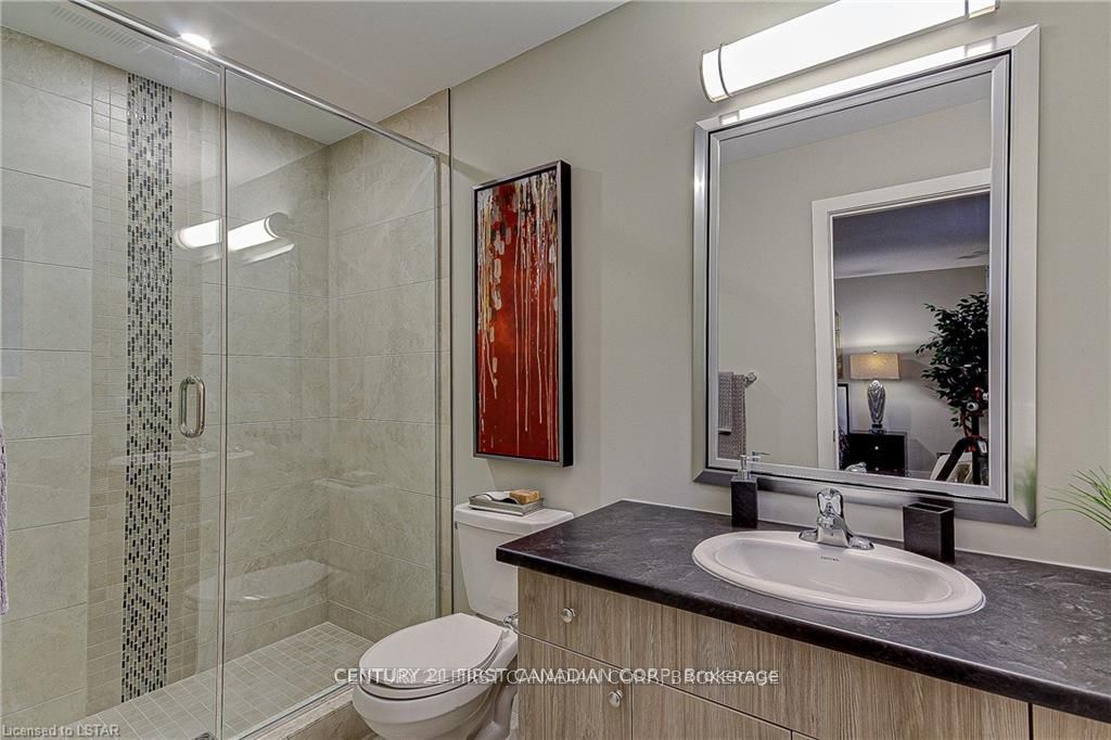 177 Edgevalley Road 88 Property Photo 26