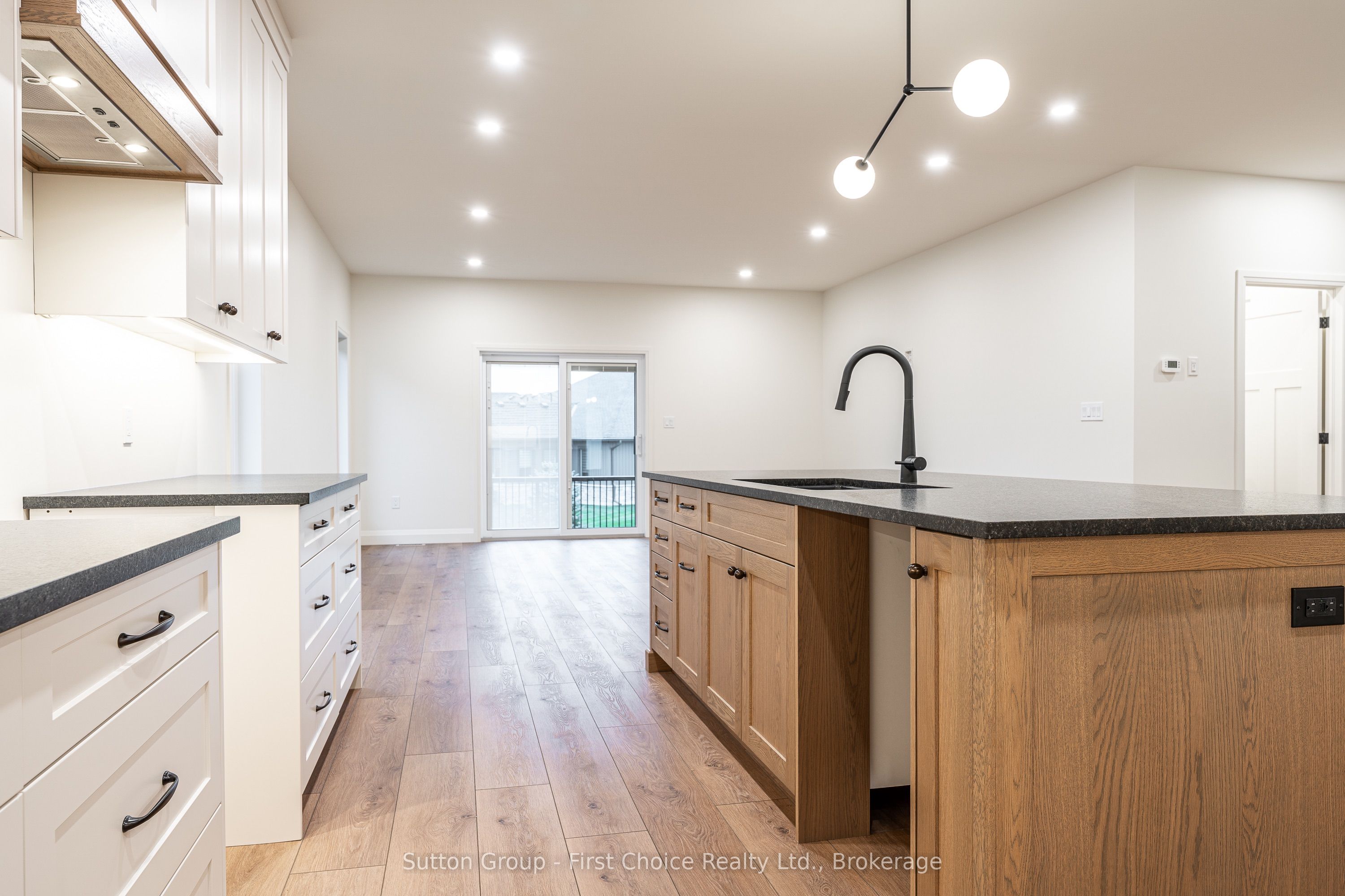 238 Henry Street Property Photo 16