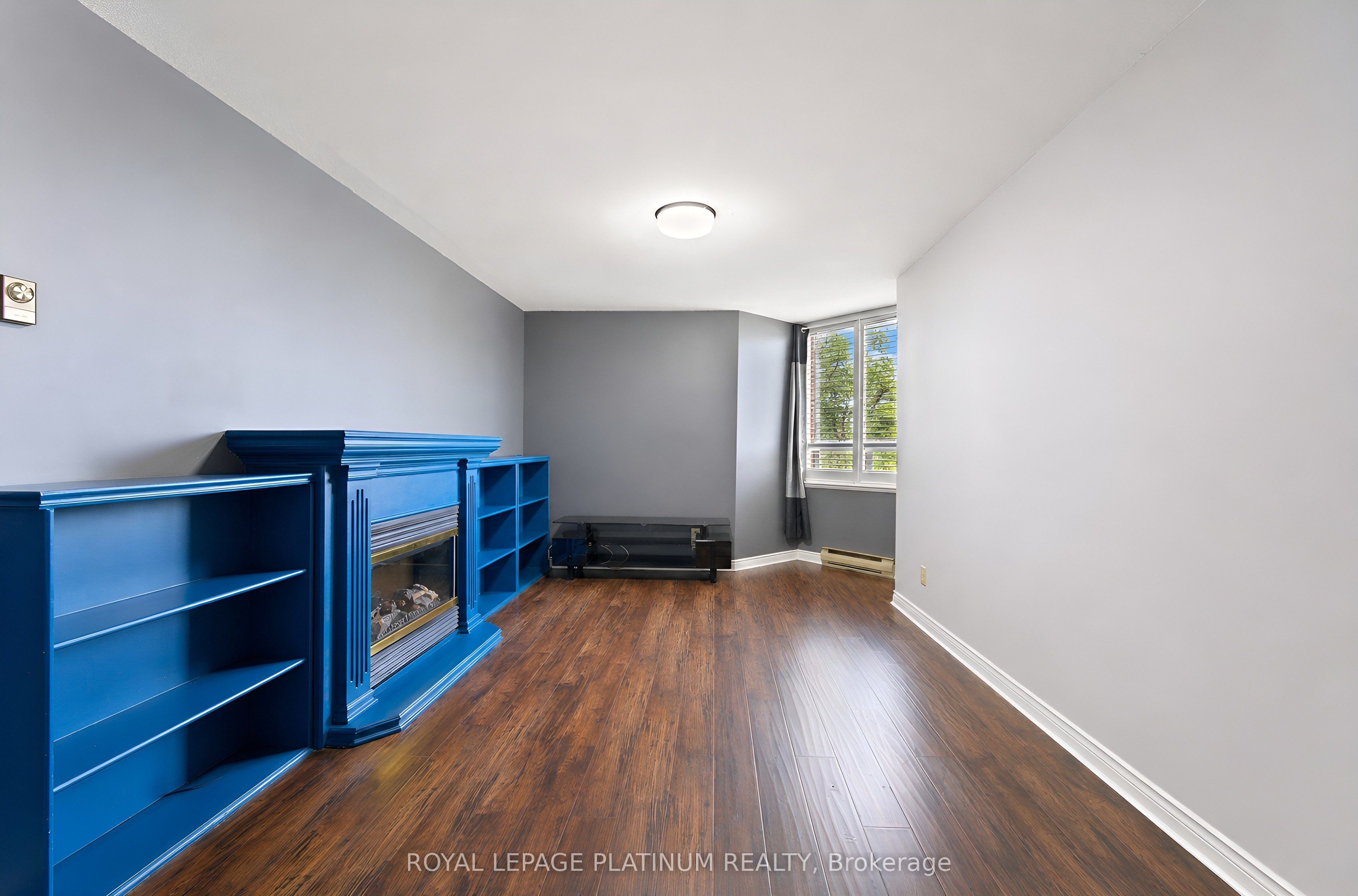 688 Preston Parkway 401 Property Photo 15