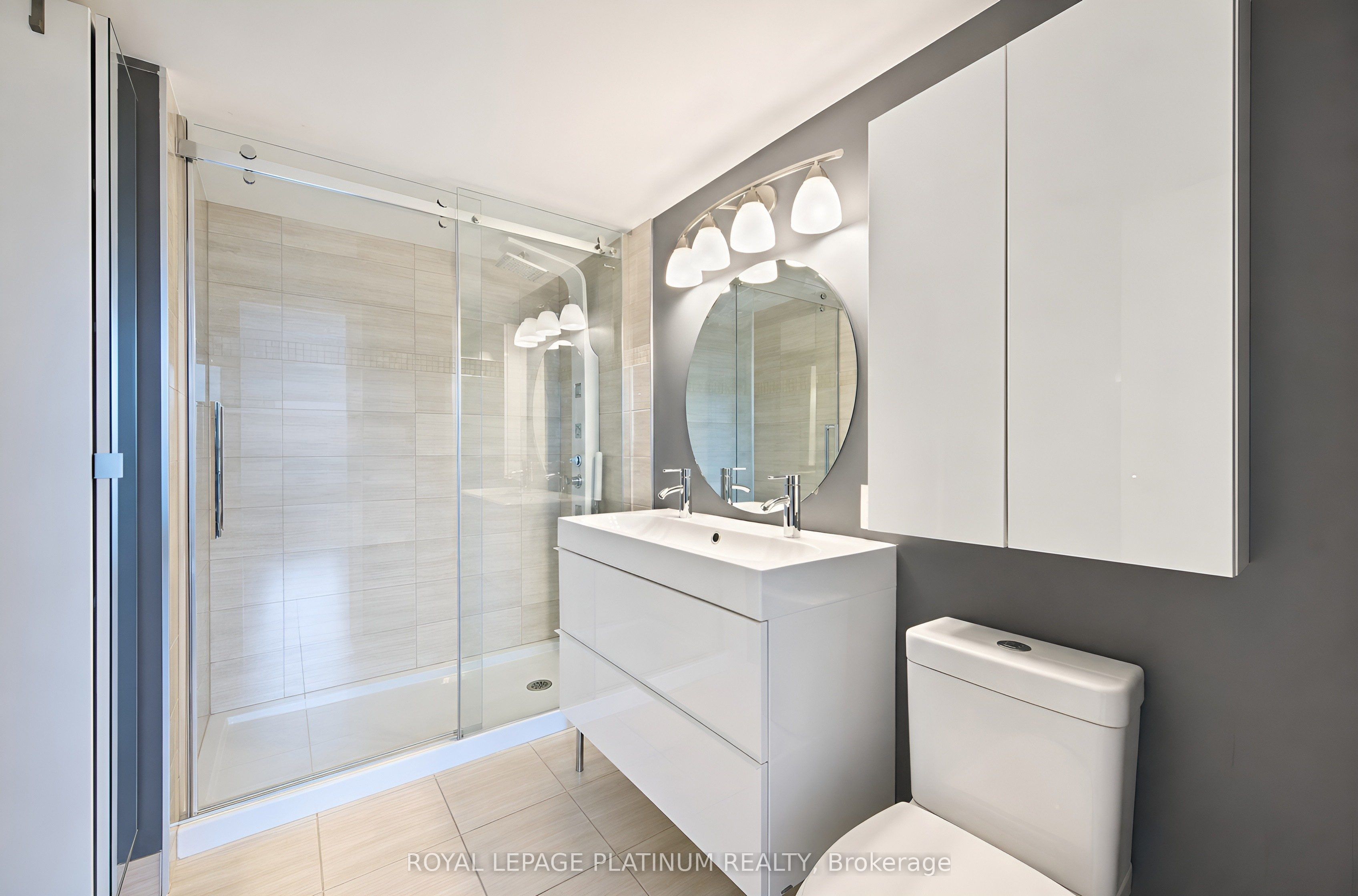 688 Preston Parkway 401 Property Photo 16