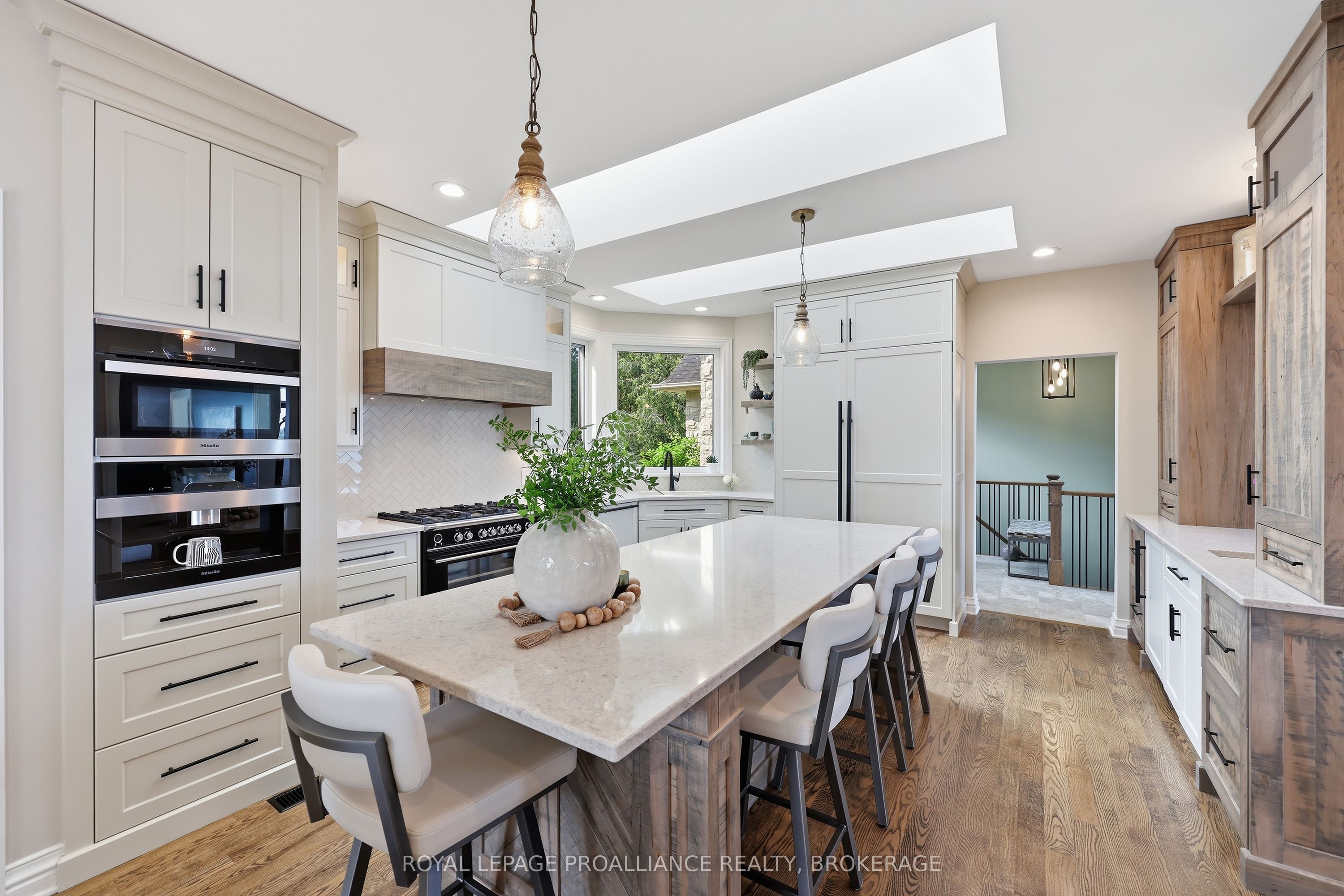 31 Leavis Shores Property Photo 14