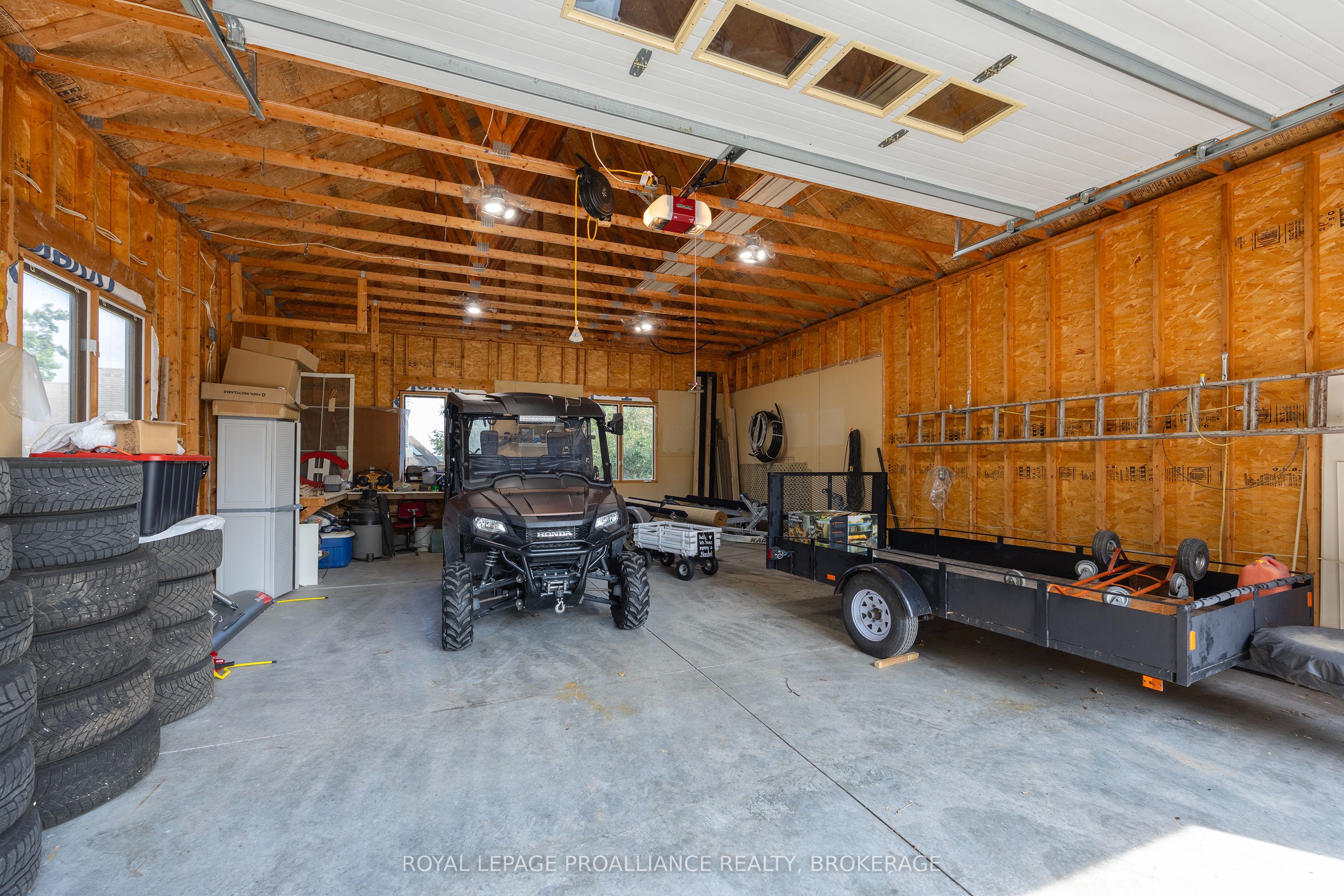 31 Leavis Shores Property Photo 44