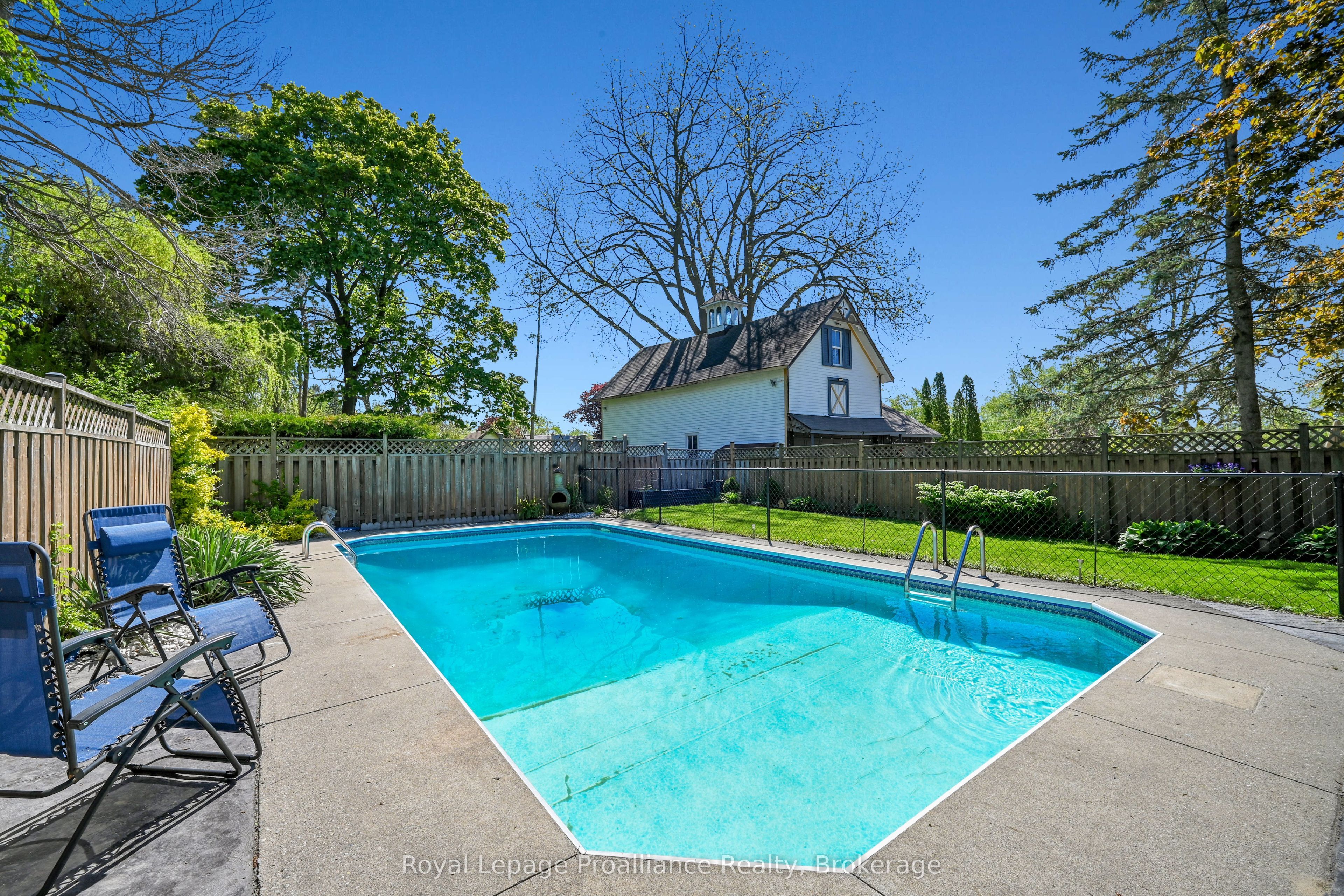 29 Division Street Property Photo 37