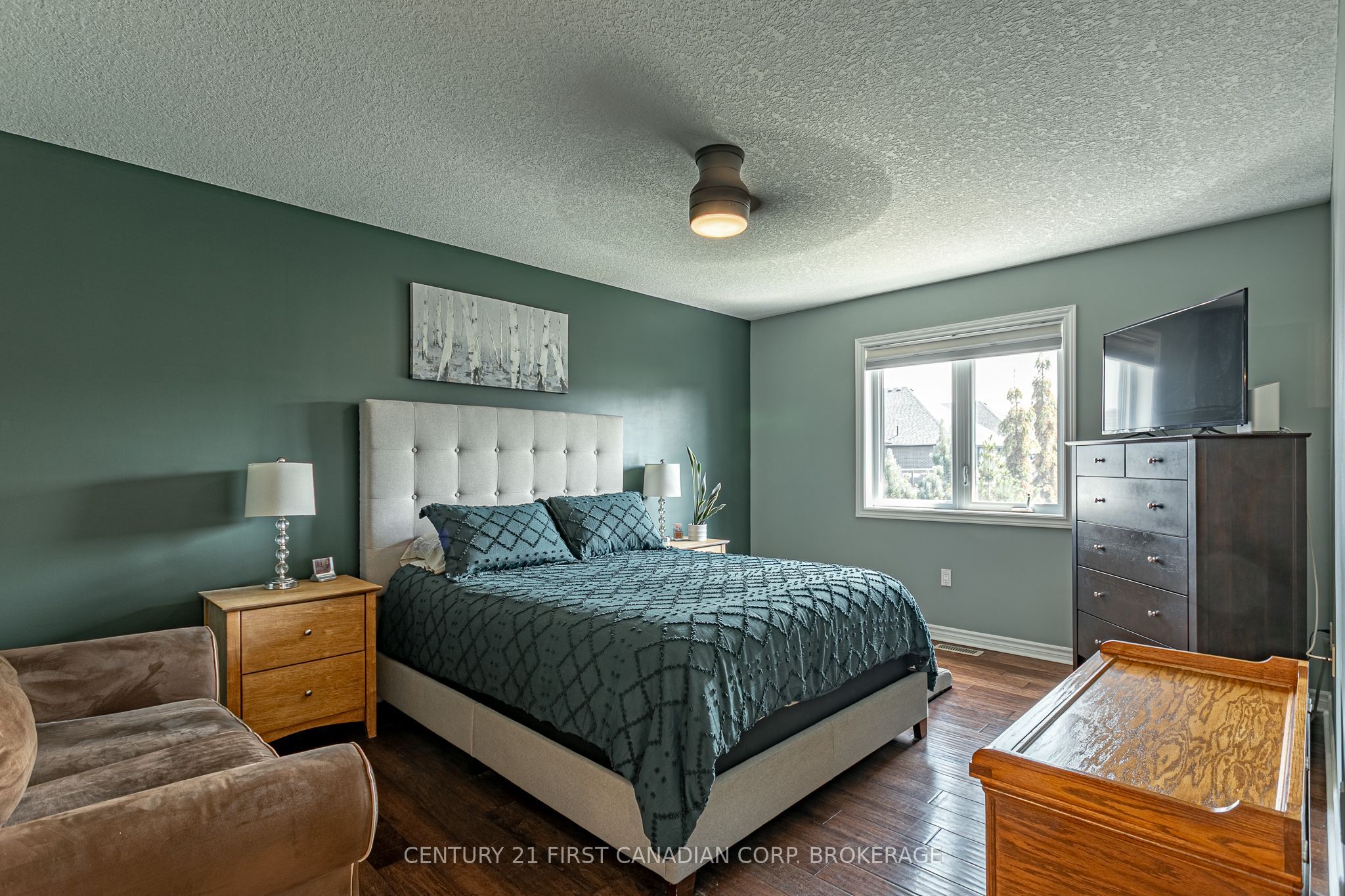 270 Boyd Boulevard Property Photo 18