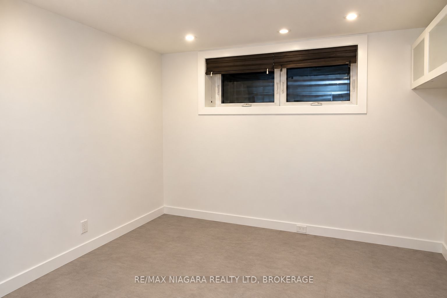 1 Timber Lane Property Photo 18