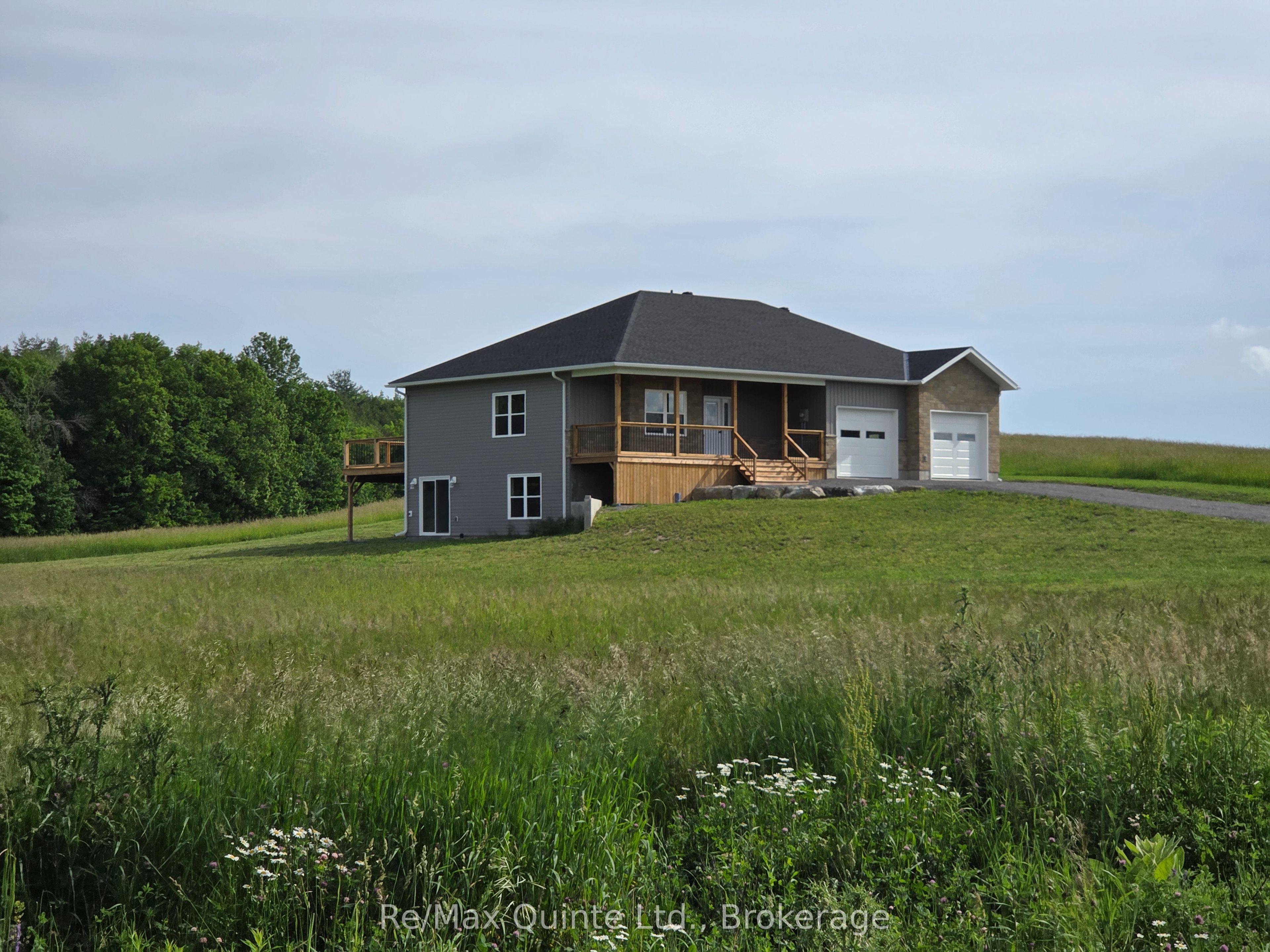 202 Windmill Road Property Photo 1